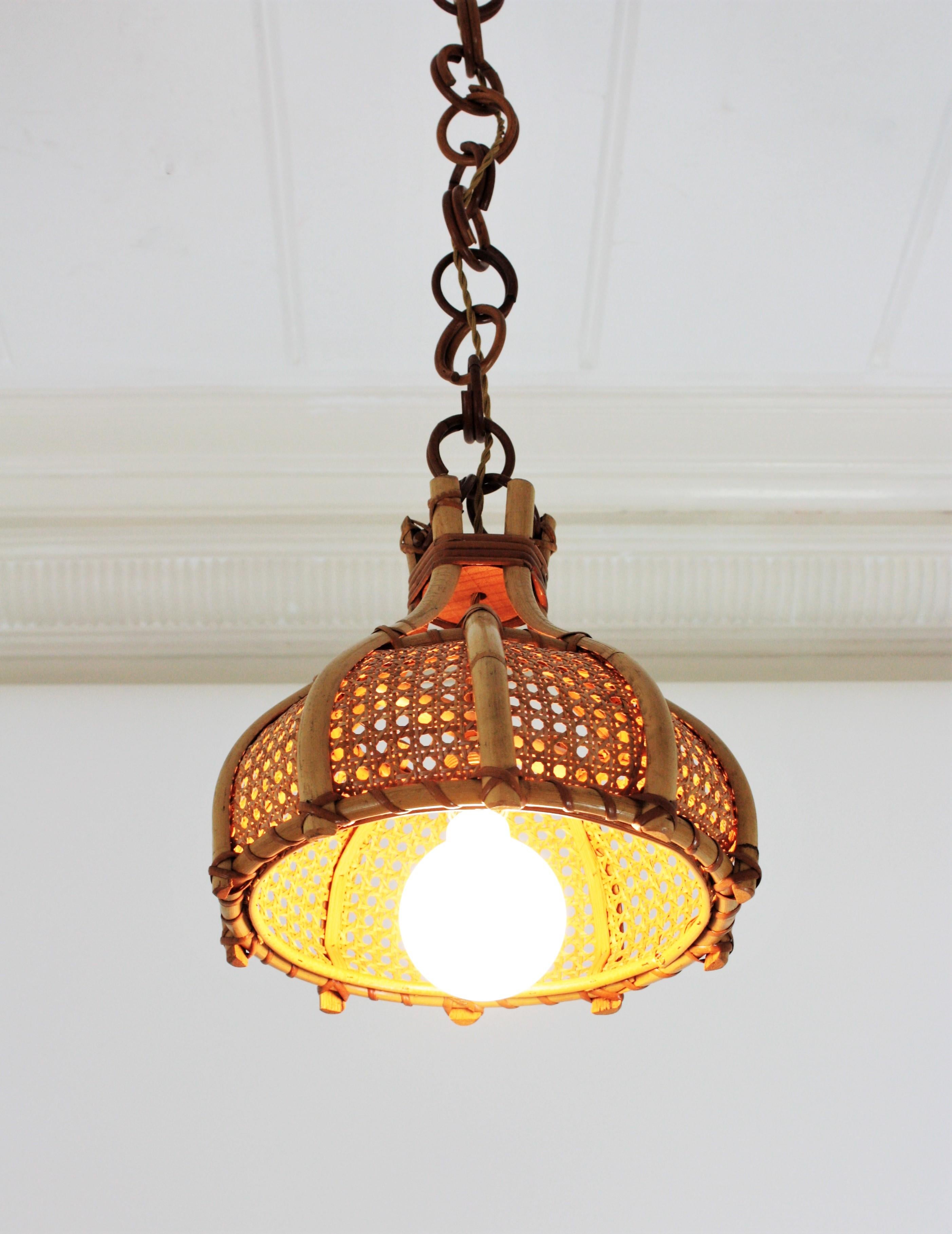 Italian Modernist Wicker Weave and Bamboo Bell Shaped Pendant, 1960s For Sale 5