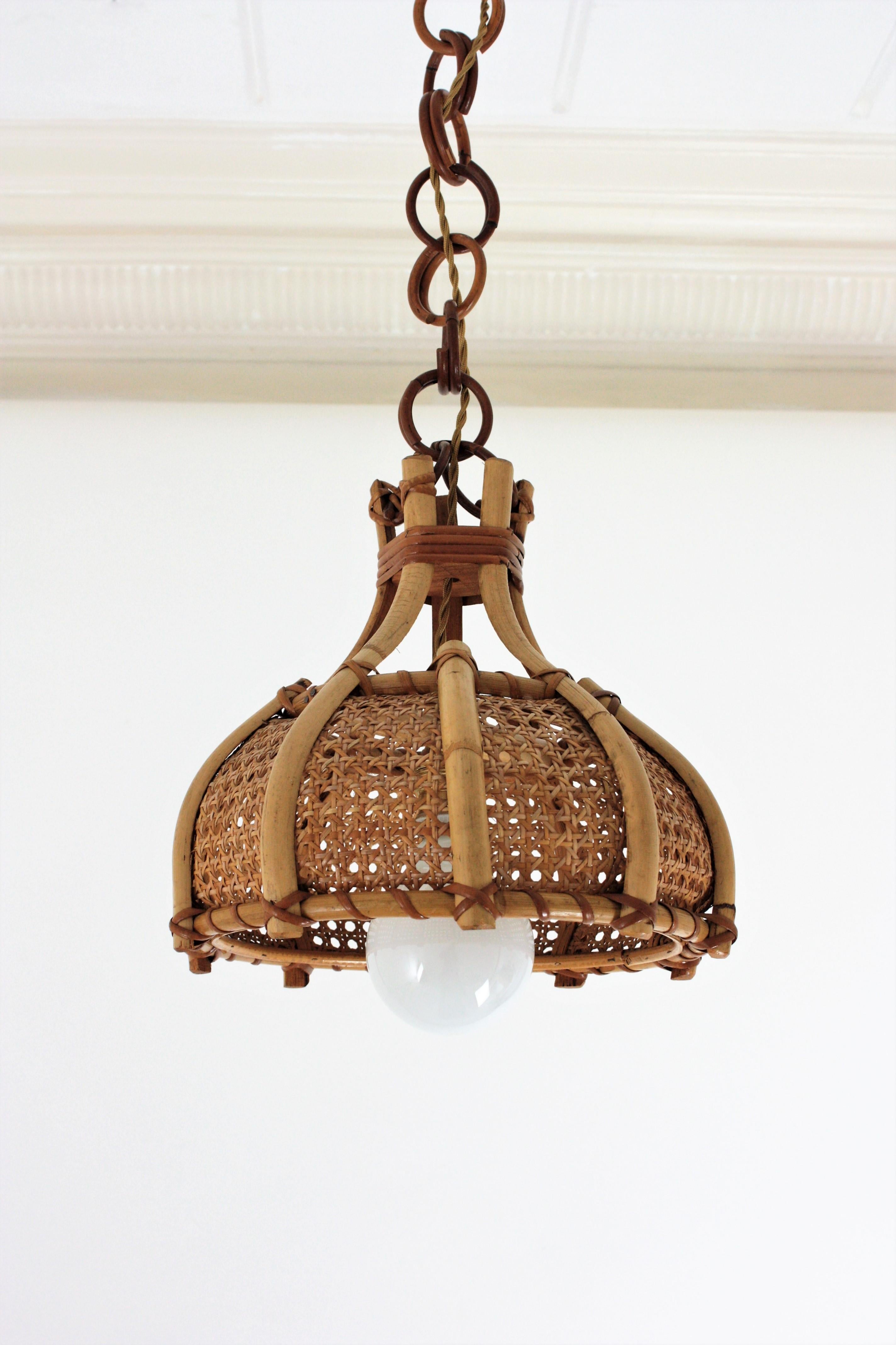 Italian Modernist Wicker Weave and Bamboo Bell Shaped Pendant, 1960s For Sale 10