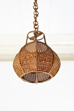 Italian Modernist Wicker Wire and Rattan Globe Pendant / Hanging Light, 1950s