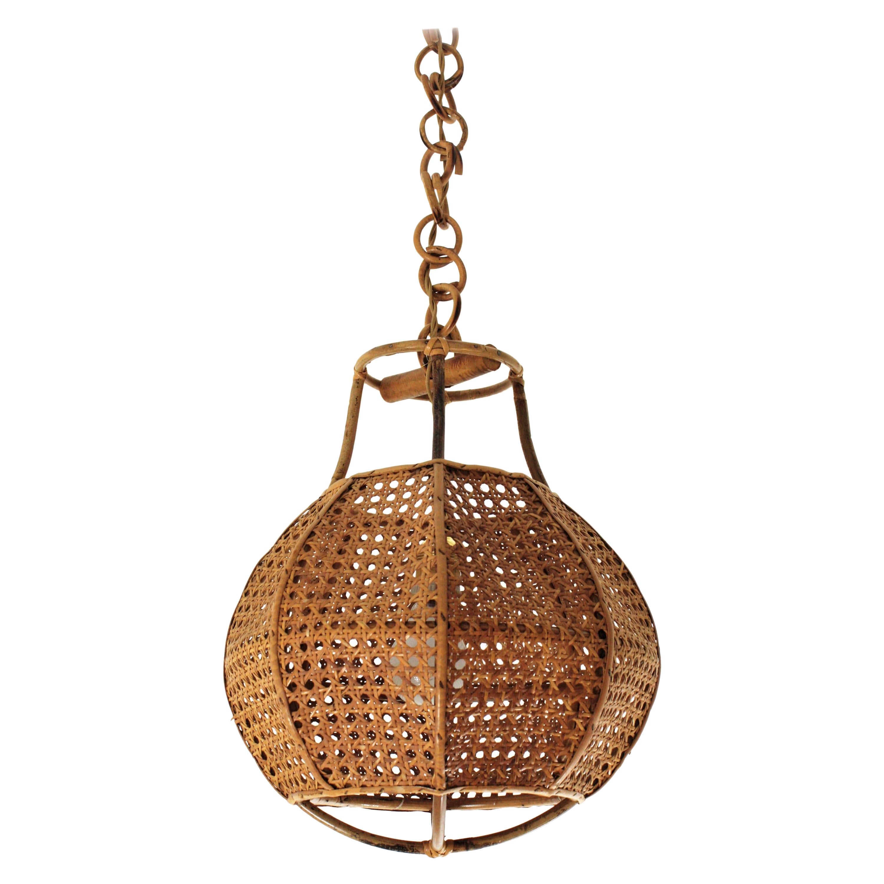 Italian Modernist Wicker Wire and Rattan Globe Pendant / Hanging Light, 1950s