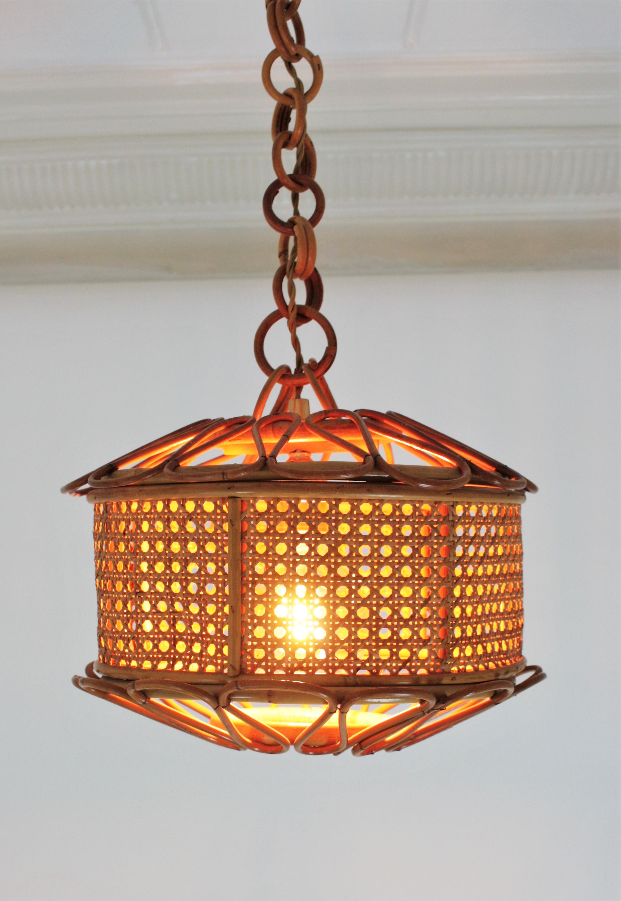 Woven Italian Modernist Wicker Wire and Rattan Pendant Hanging Light, 1950s