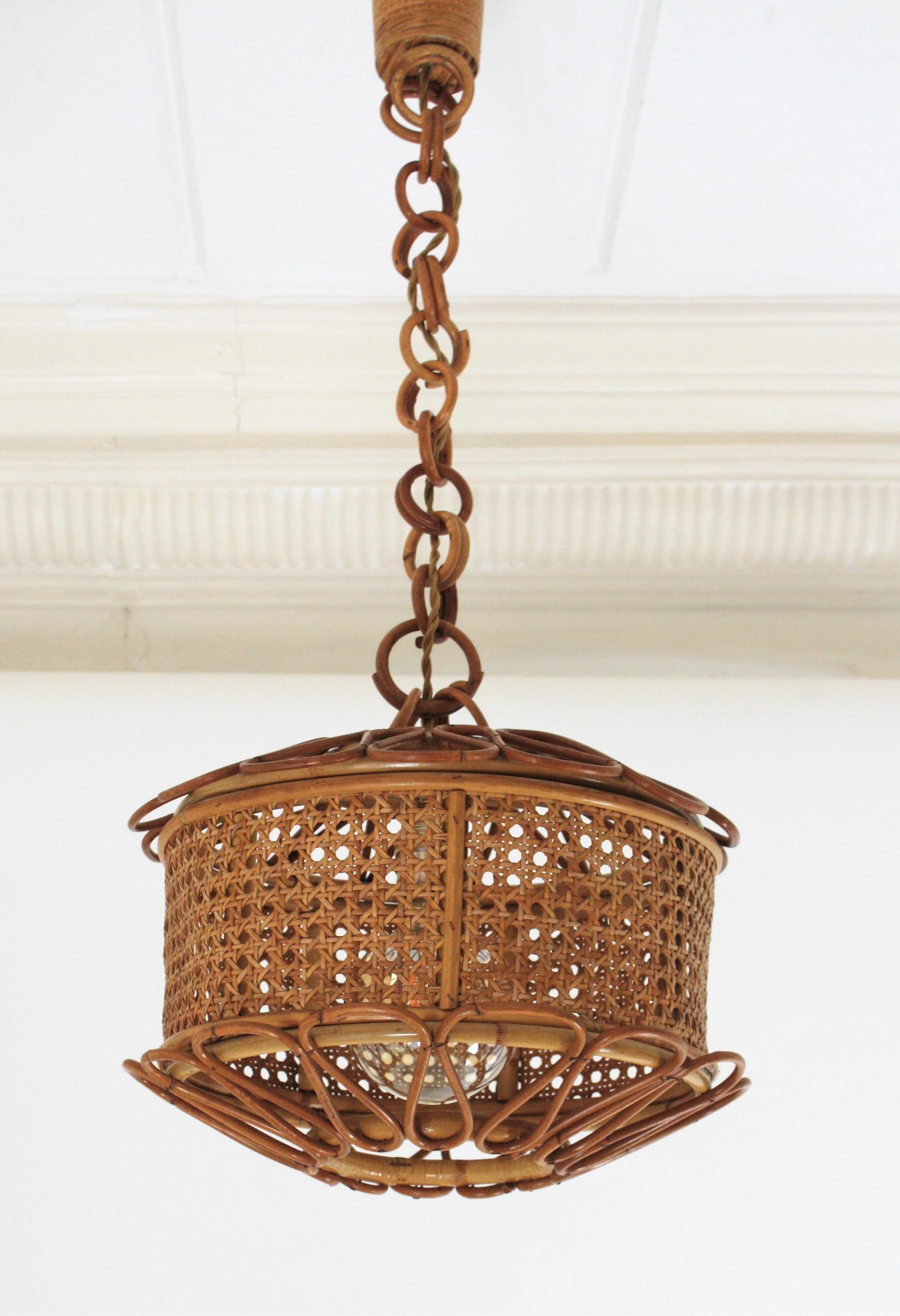 20th Century Italian Modernist Wicker Wire and Rattan Pendant Hanging Light, 1950s