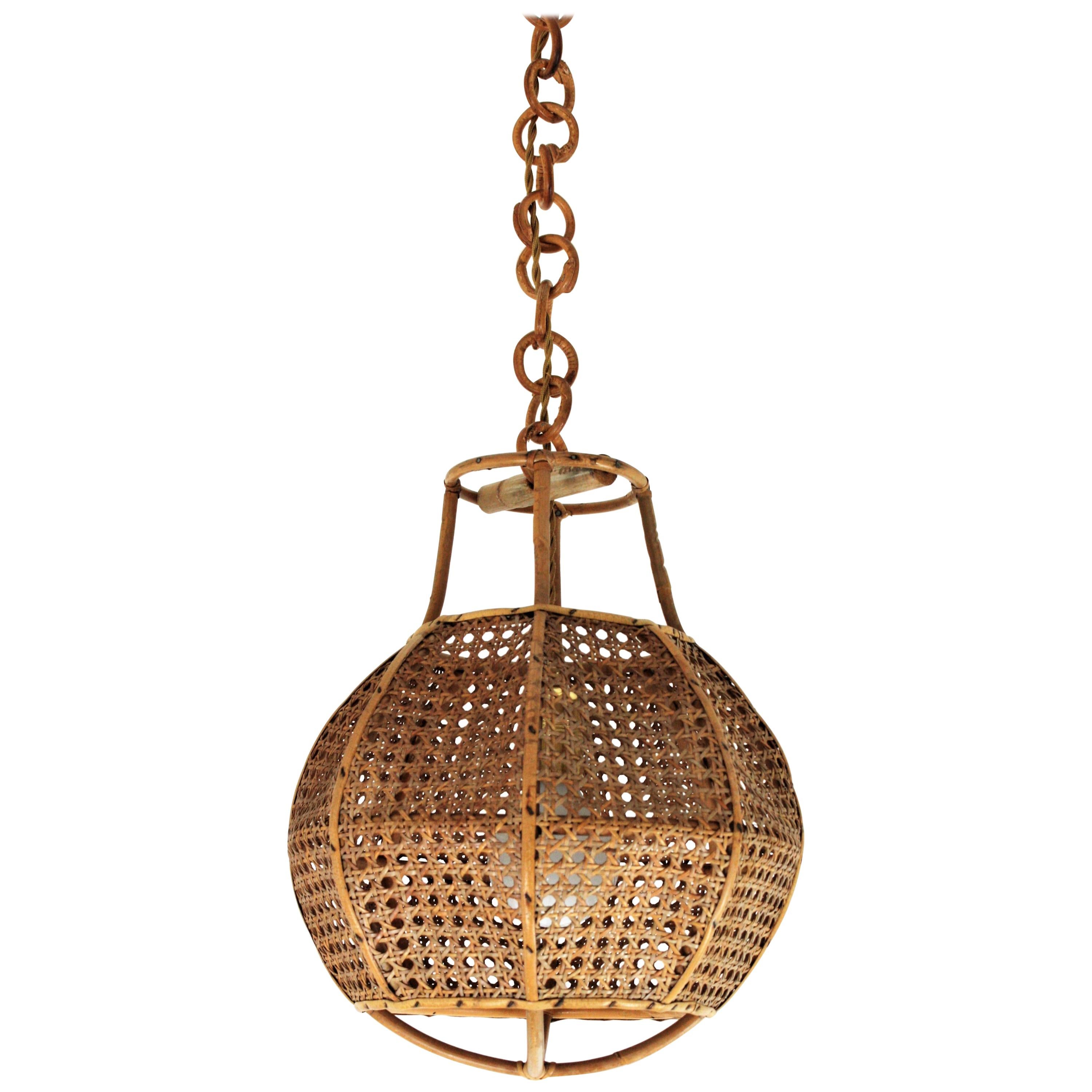 Italian Modernist Wicker Wire and Rattan Globe Pendant / Hanging Light, 1950s
