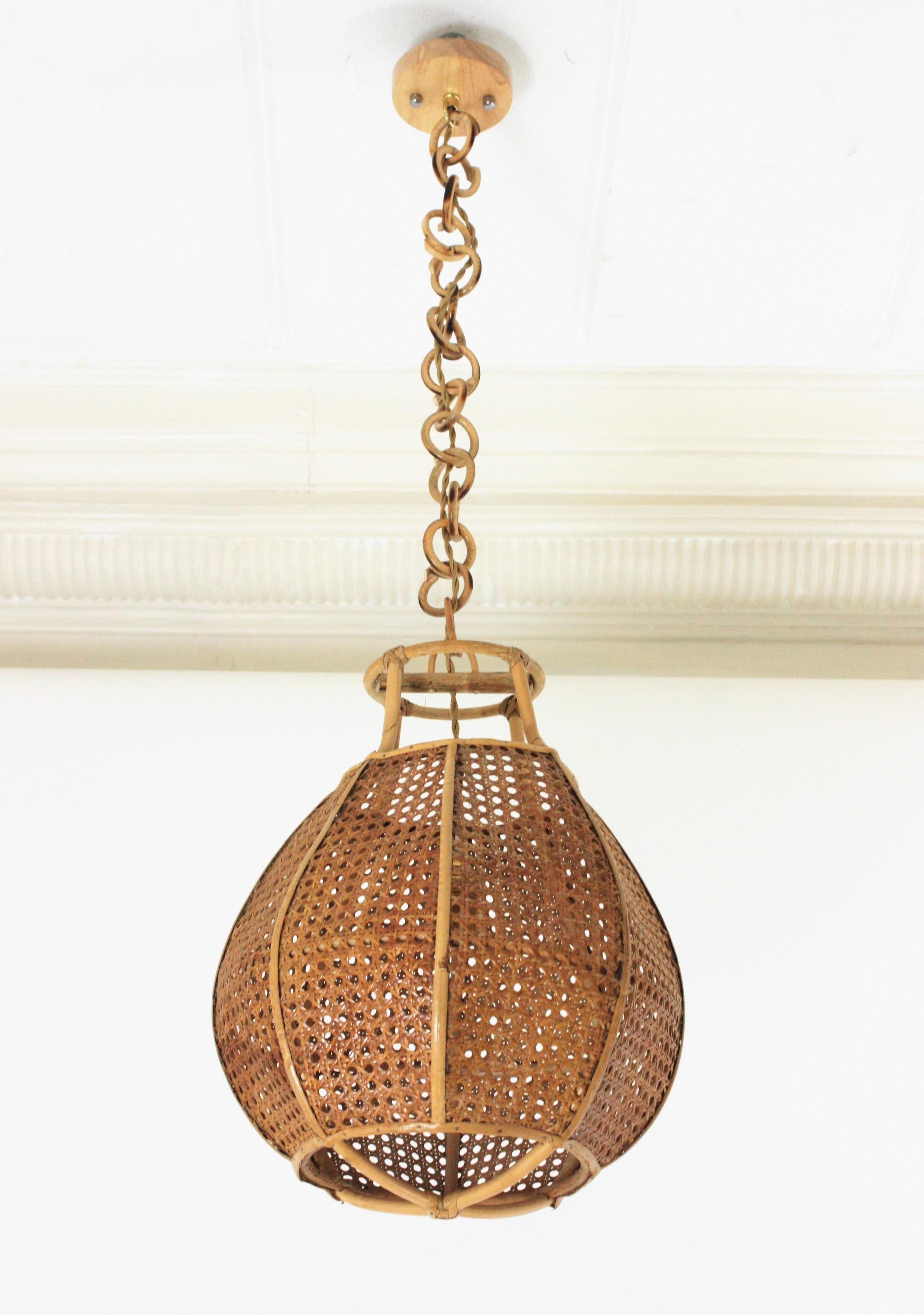 Mid-Century Modern Italian Modernist Wicker Wire Rattan Globe Pendant Hanging Light For Sale