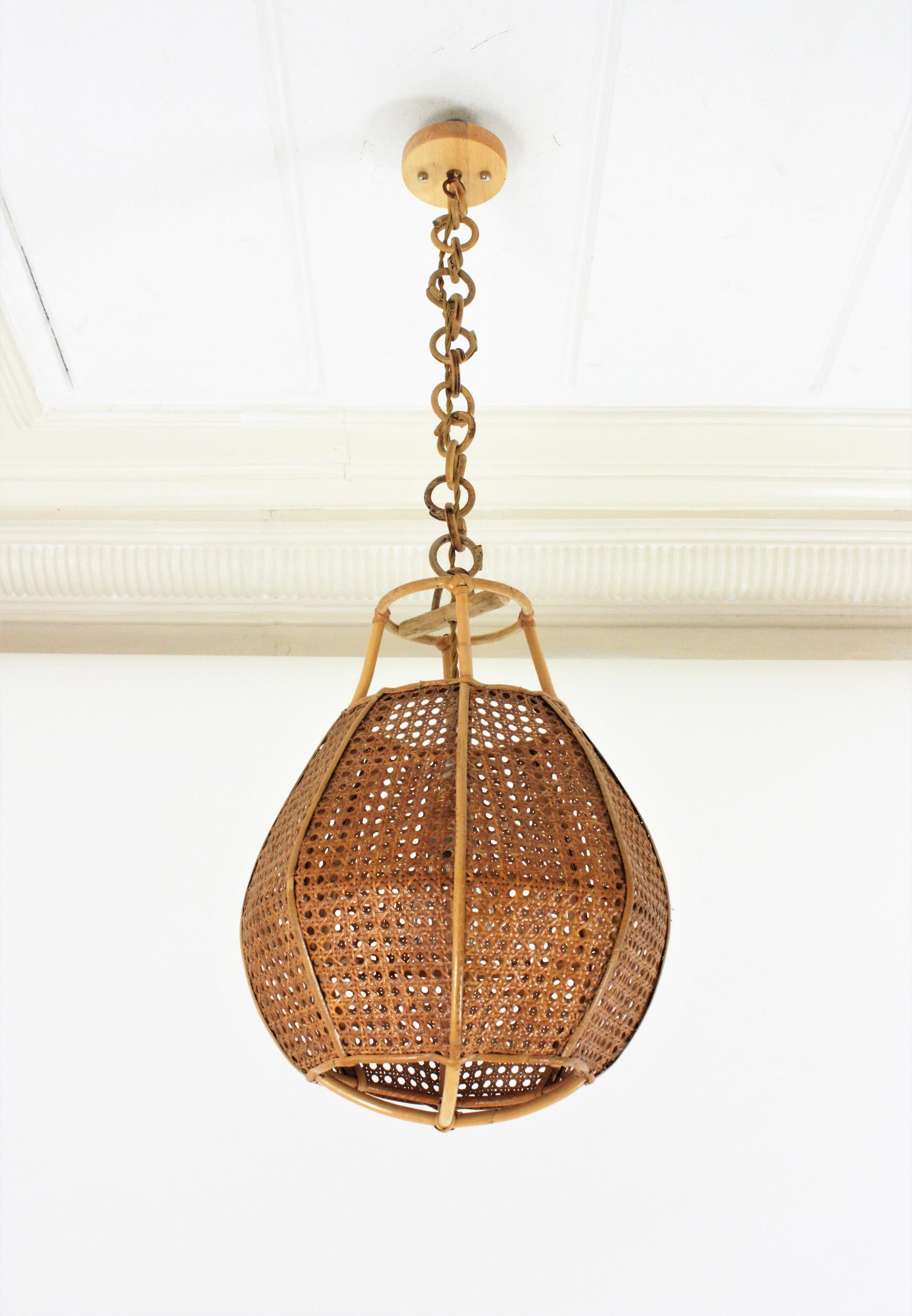 Hand-Crafted Italian Modernist Wicker Wire Rattan Globe Pendant Hanging Light