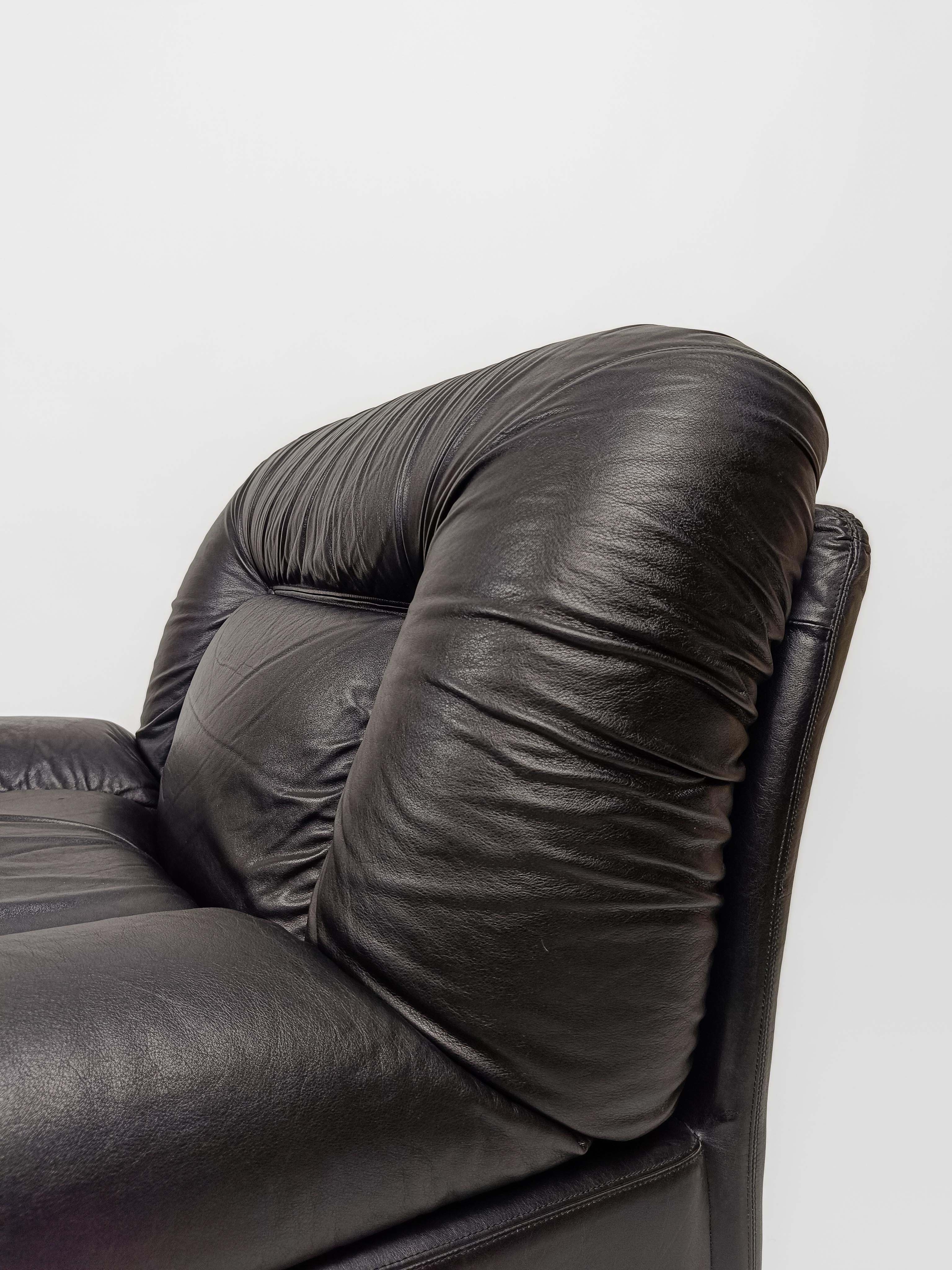 Space Age Italian Modular Lounge Chair in Black Leather model PANAREA by Lev & Lev, 1970s  For Sale