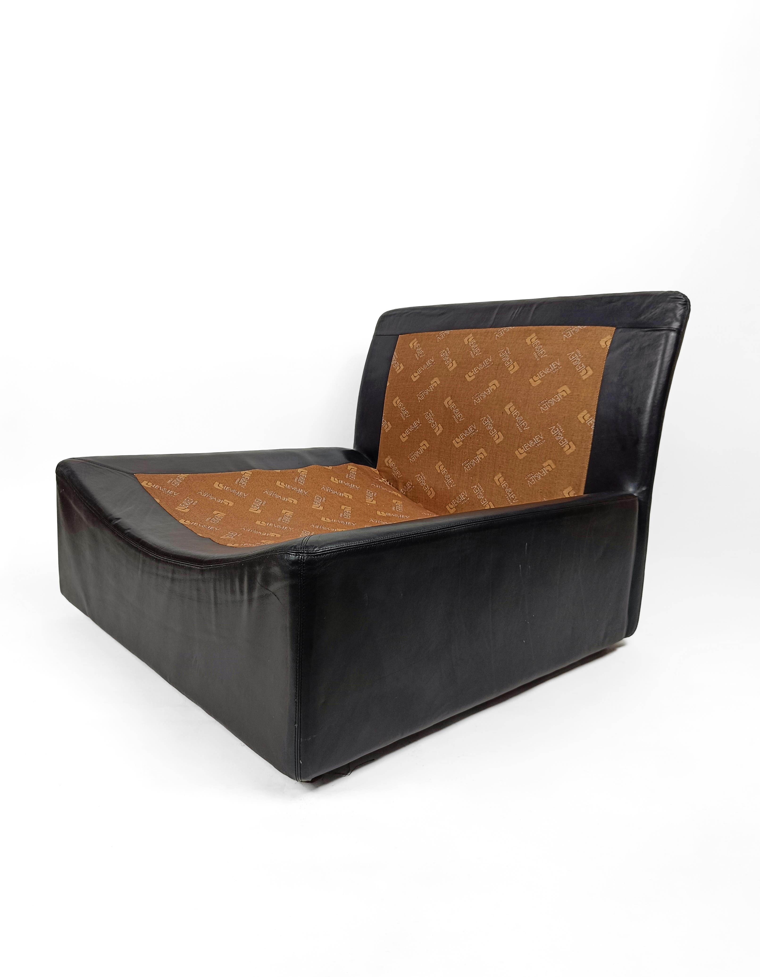 Italian Modular Lounge Chair in Black Leather model PANAREA by Lev & Lev, 1970s  For Sale 3