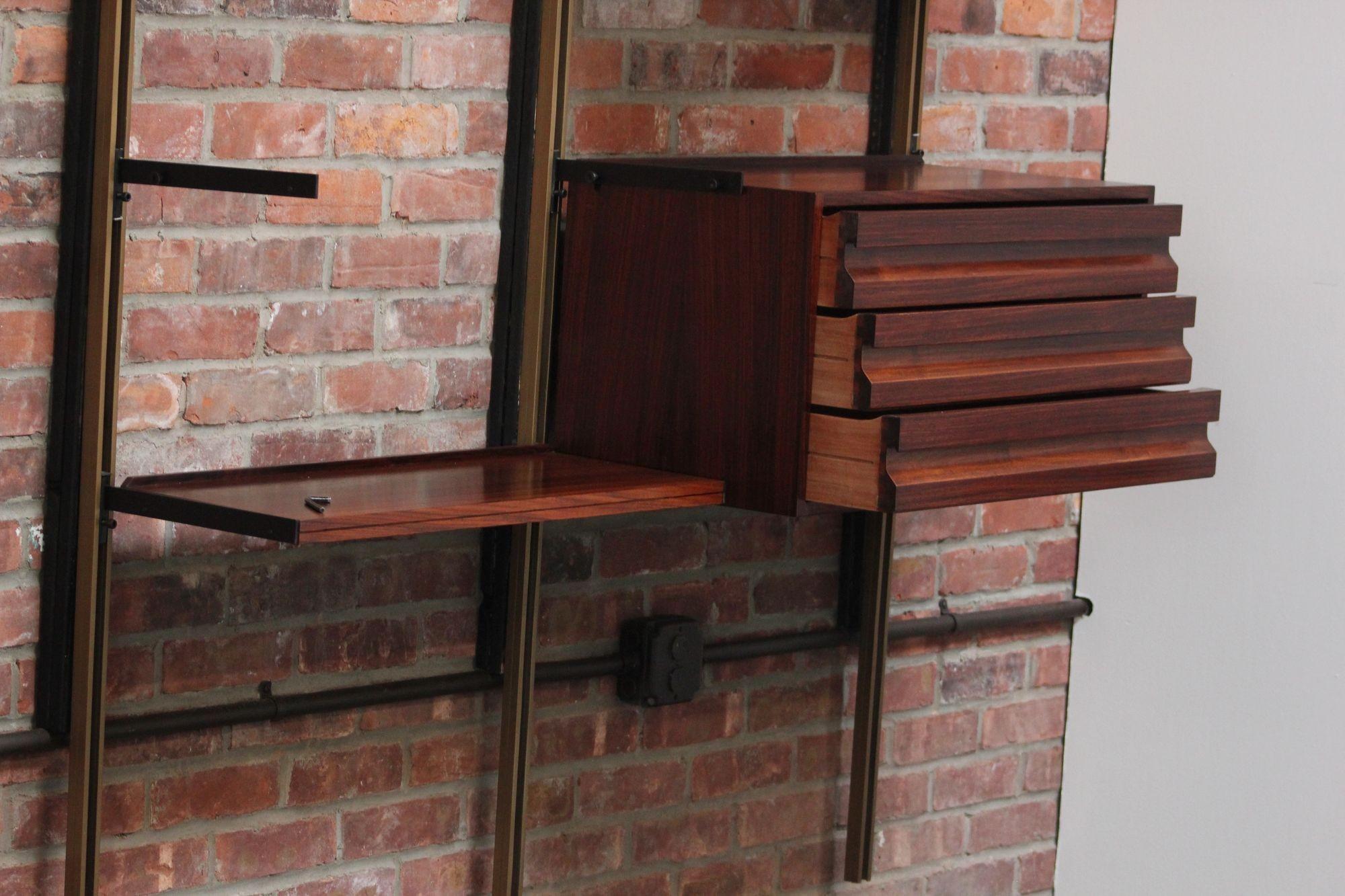 Italian Modular Rosewood Bookcase Wall Unit by Osvaldo Borsani for Tecno For Sale 12