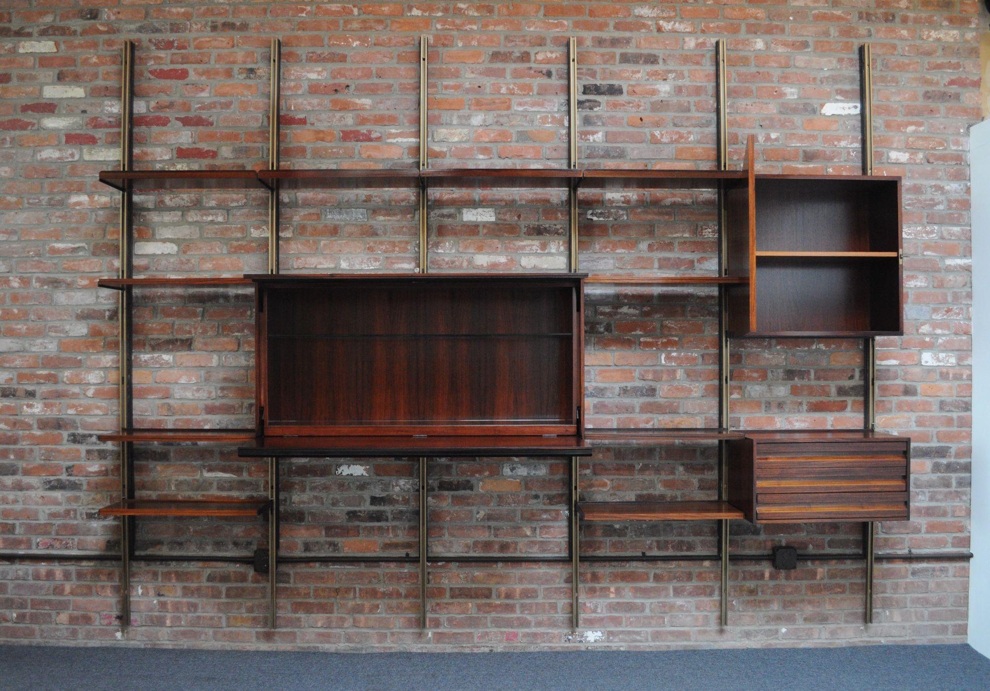 Mueble librería modular italiano de palisandro de Osvaldo Borsani para Tecno Italiano en venta