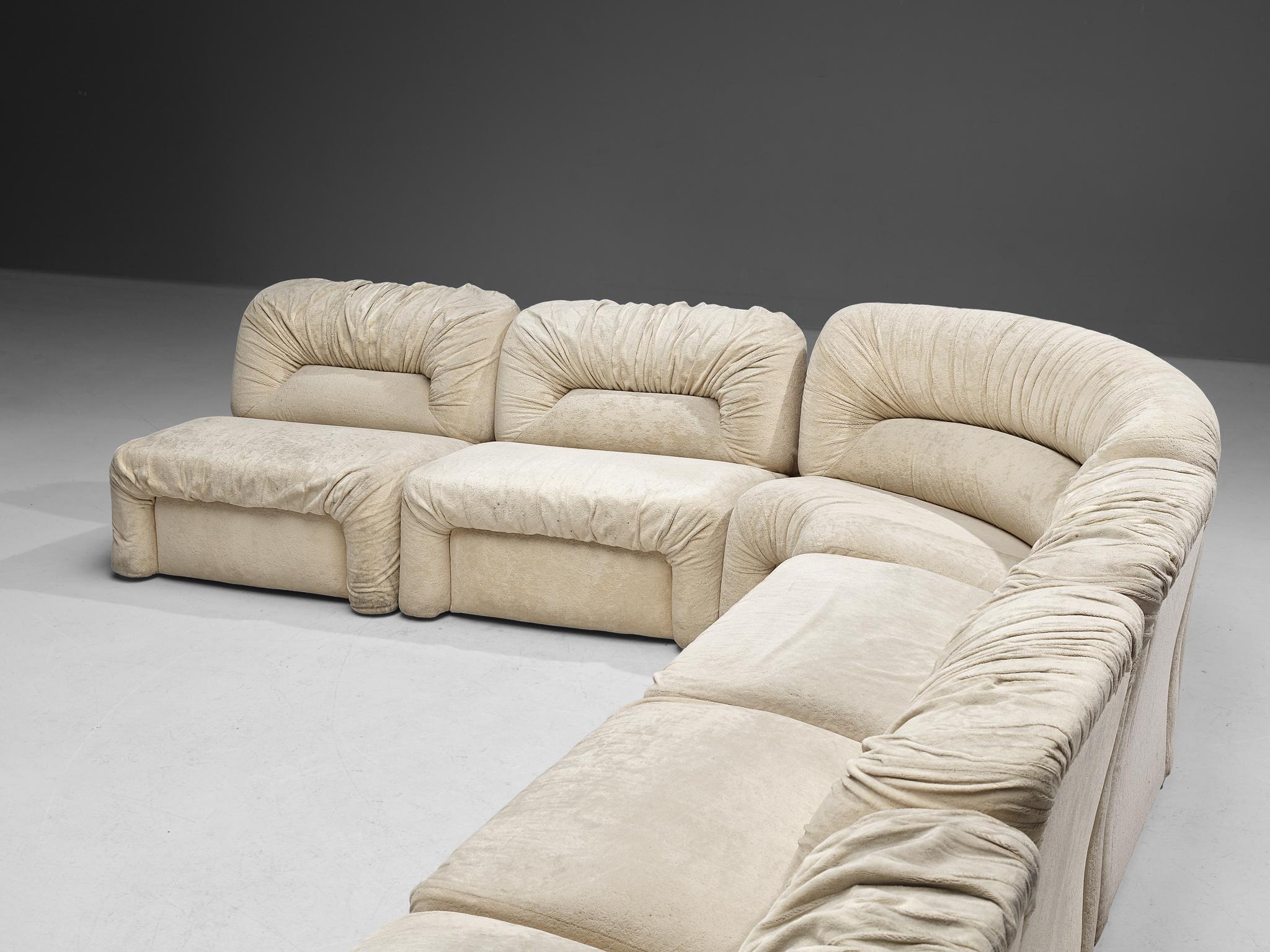 Italian Modular Sofa in Beige Fabric  1