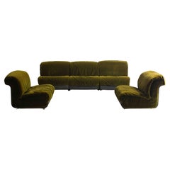 Italian modular sofa in lush green velvet with minimalist frame, 1970s