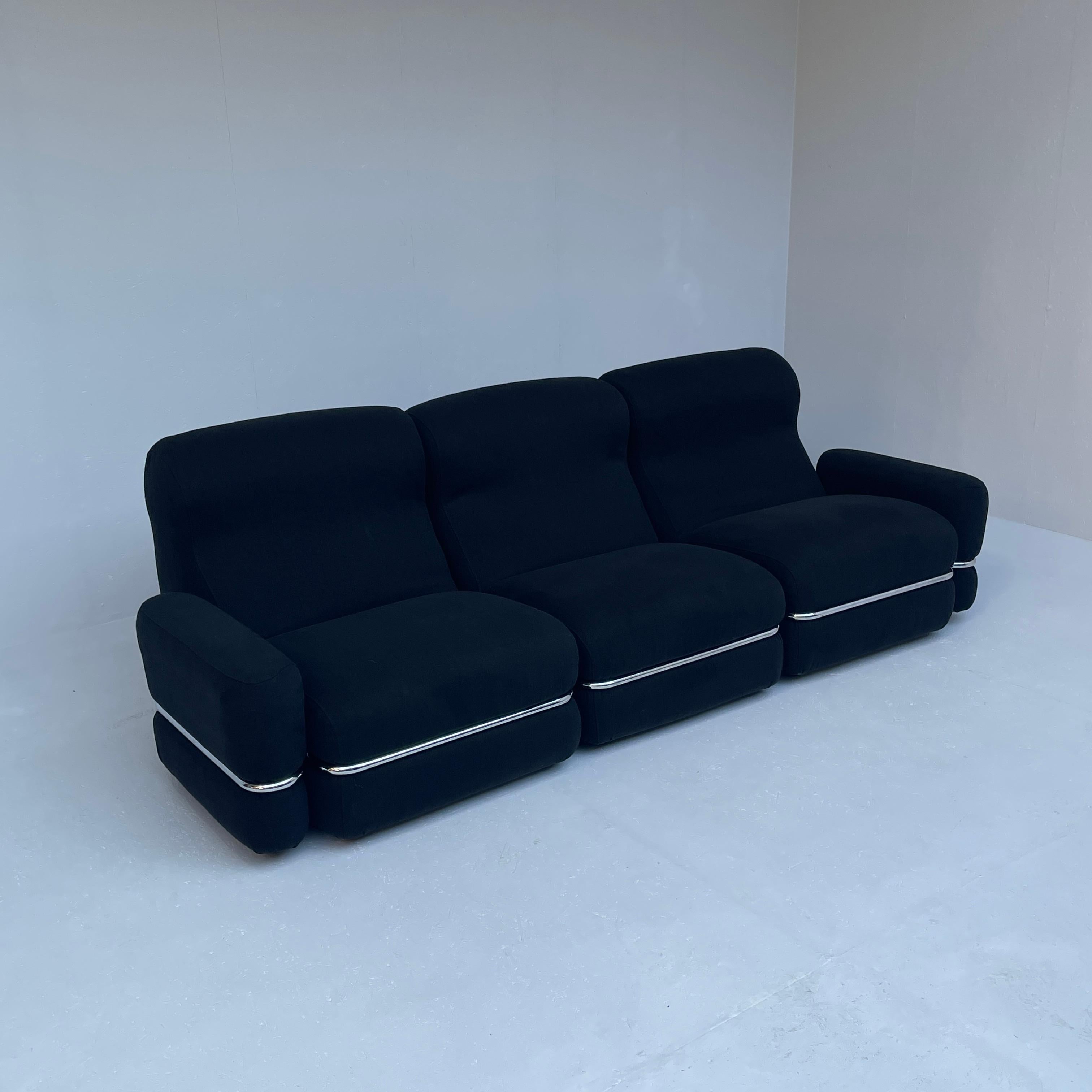 Mid-20th Century Italian Modular Sofa in Reupholstered Dark Blue Linnen