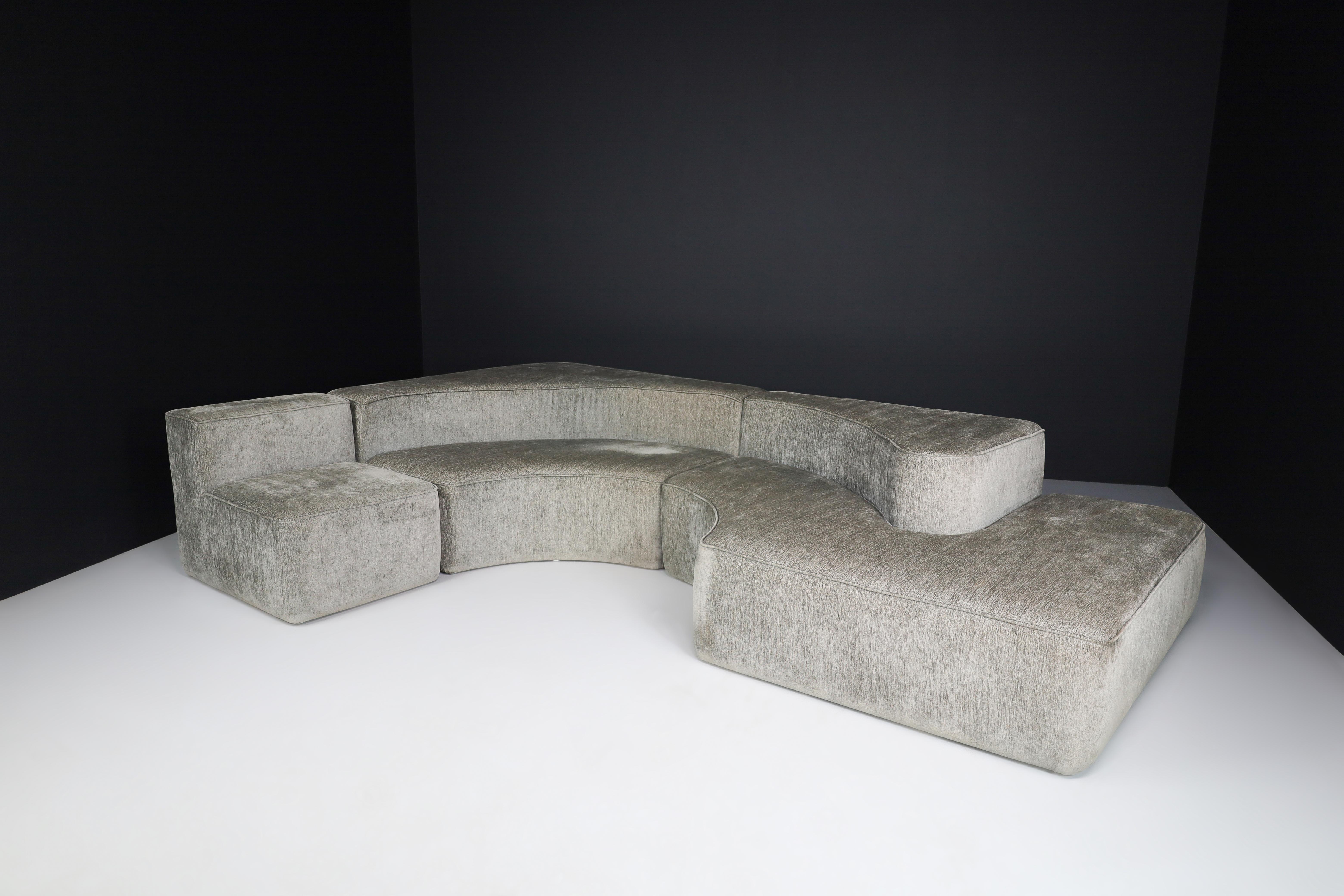 Italian Modular Sofa in the style of Pamio, Massari & Toso for Stillwood, Italy For Sale 4