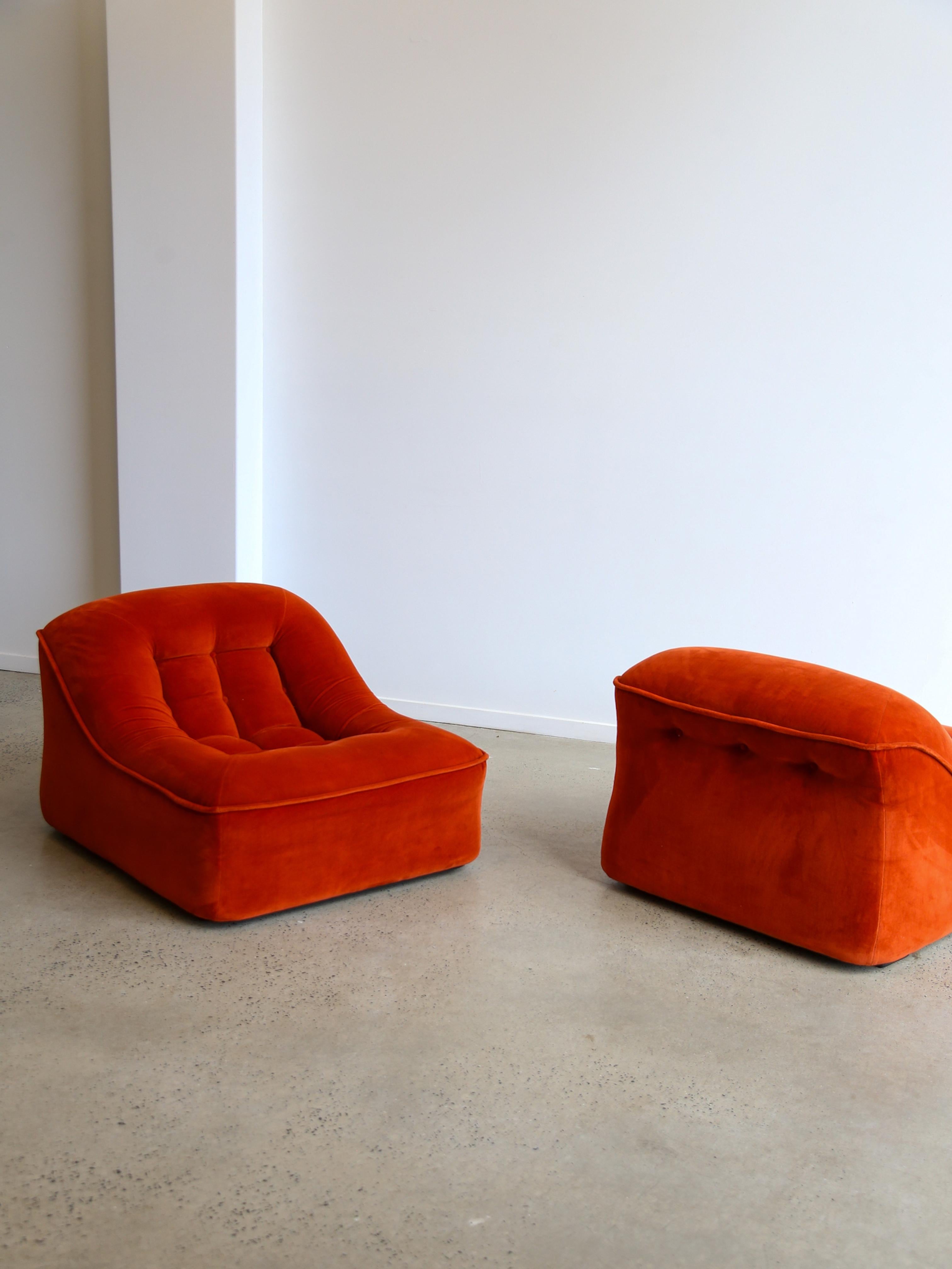 Mid-20th Century Italian Modular Sofa Model Lando Set of Two in Red Velvet & Abs For Sale