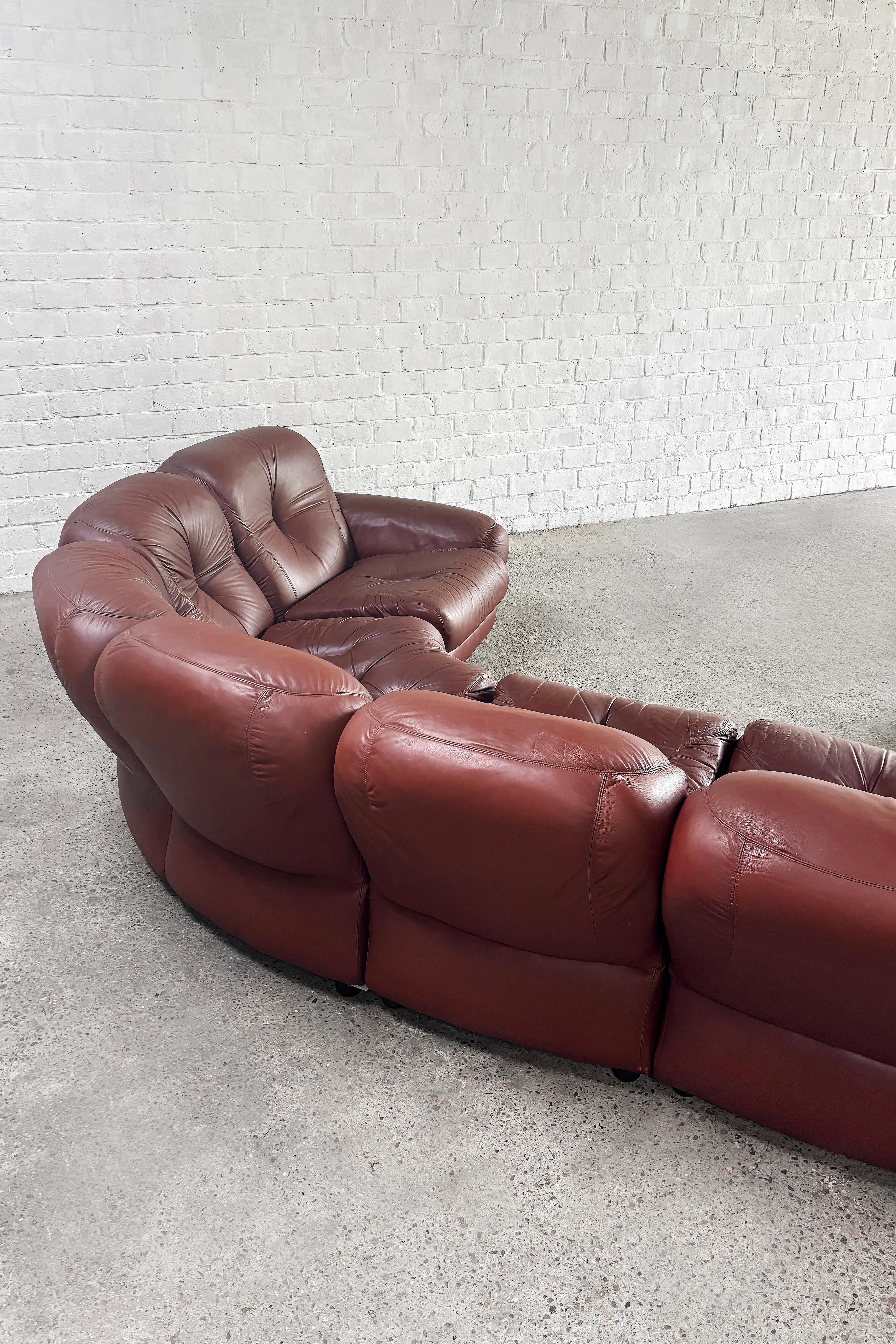 Italian Modular Sofa Set In Cognac Leather Attributed To Mobil Girgi, 1970's For Sale 1