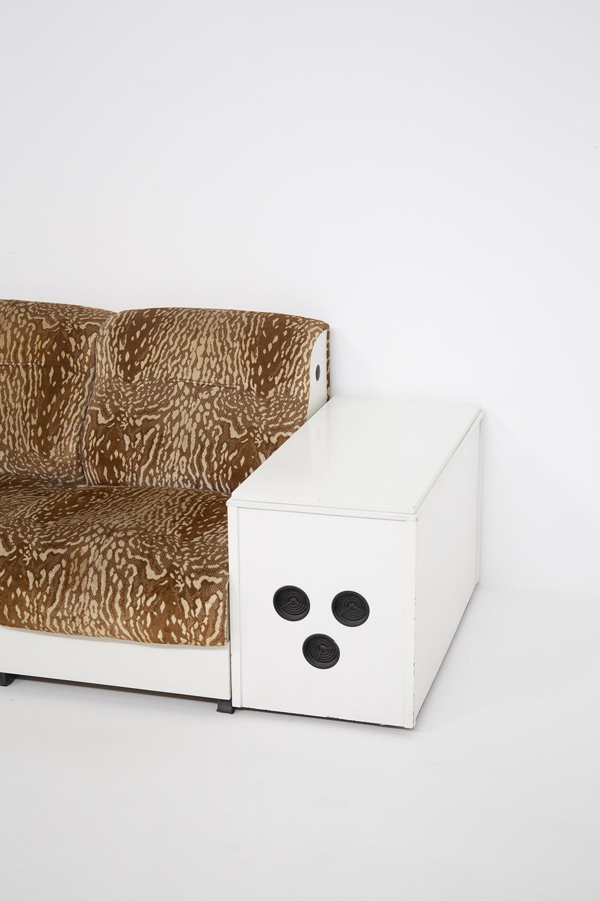 Italian Modular Sofa Space Age in Zebra Fabric with Bar 4