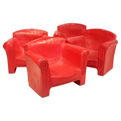 Italienische Stühle aus geformtem Kunststoff