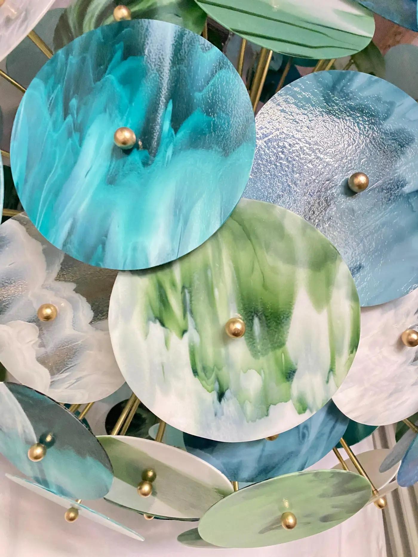 Lustre Sputnik italien monumental en verre de Murano rond en laiton bleu vert blanc en vente 3