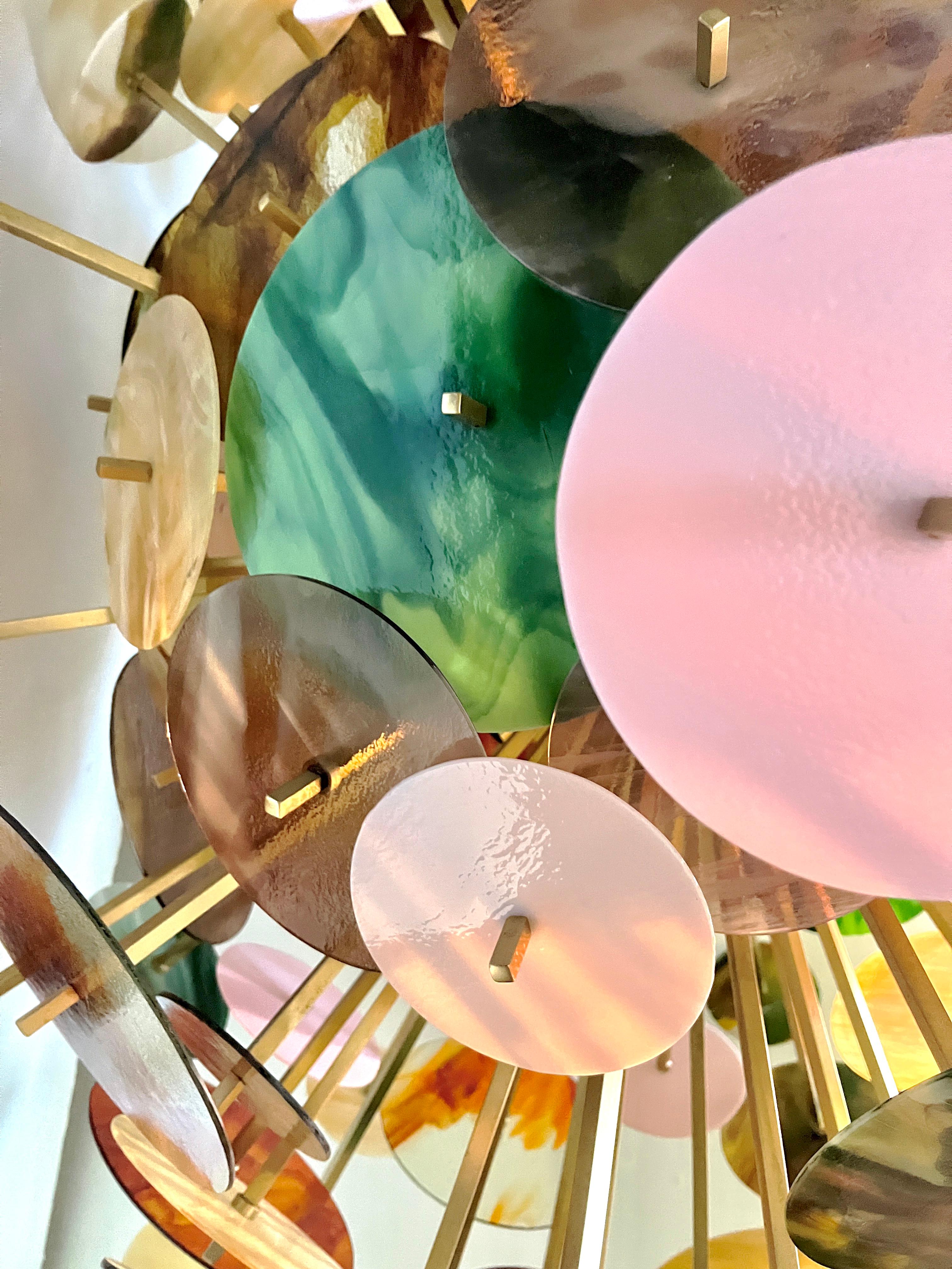 Italienische Monumental Gold Rosa Grün Murano Glas Oval Bronze Sputnik Kronleuchter im Angebot 4