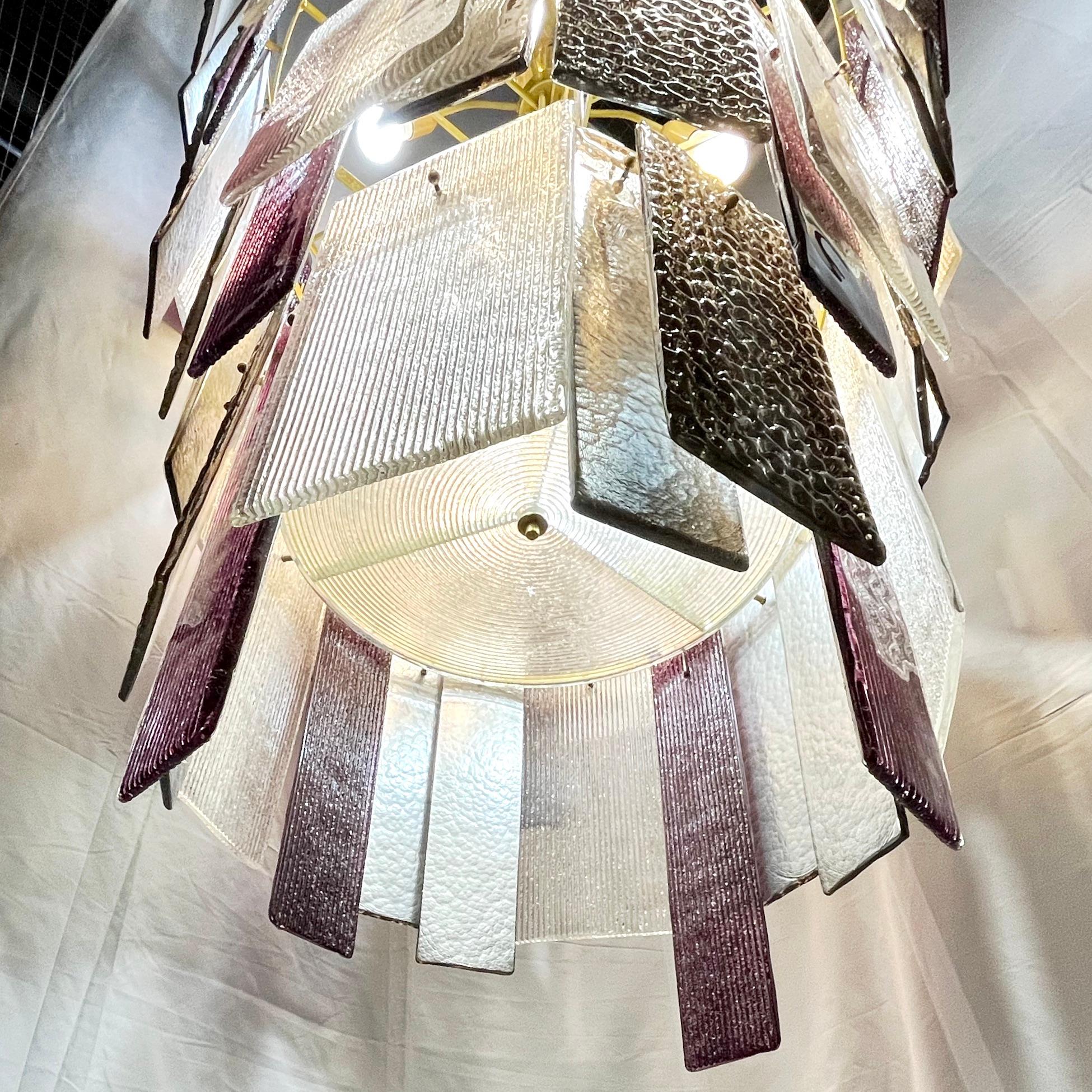 Araña italiana monumental de latón ahumado de cristal de Murano dorado y plateado en venta 2