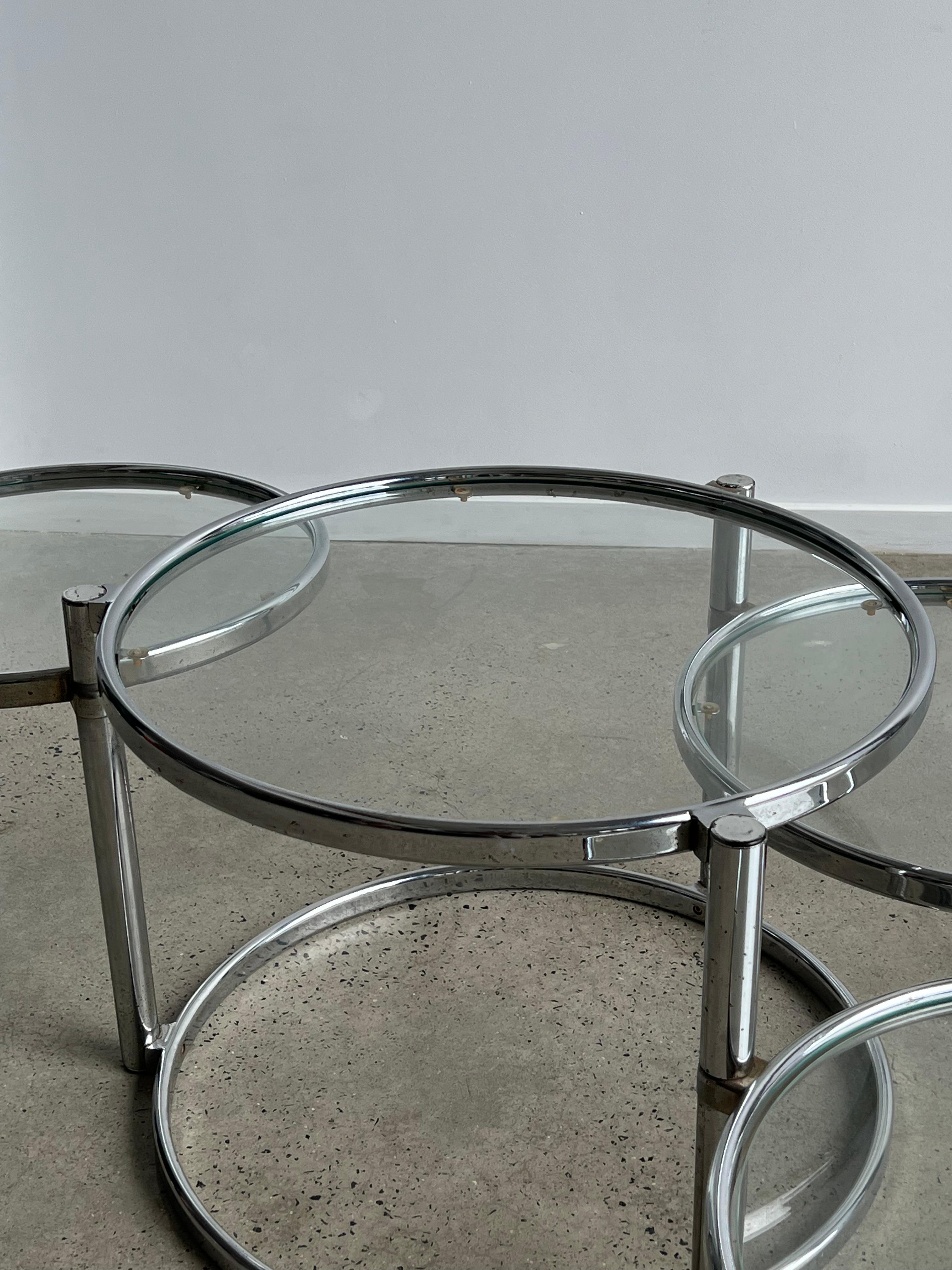 Italienischer wandelbarer italienischer Morex-Couchtisch aus Glas und Chrom, 1970 1