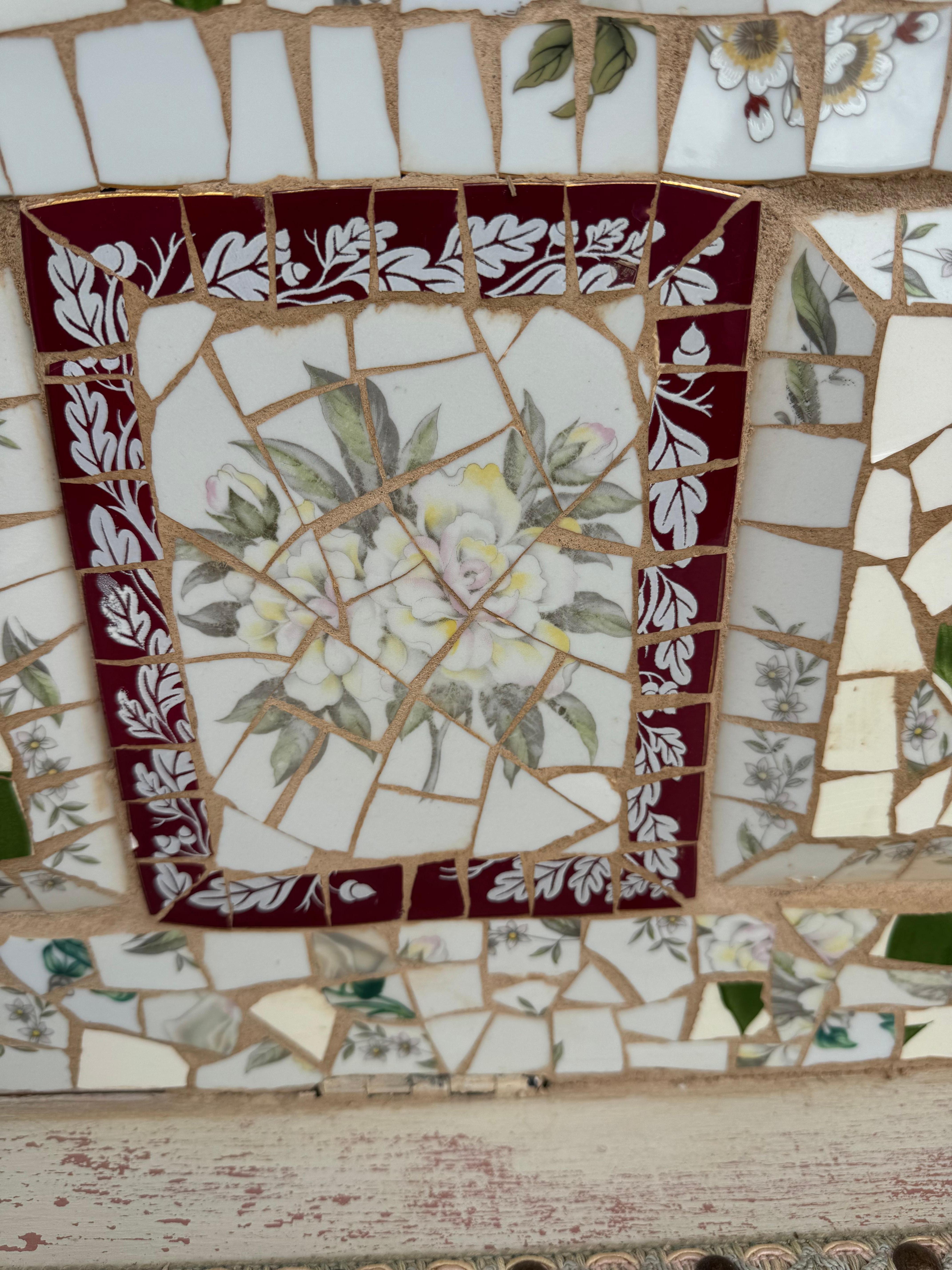 Mosaïque Banc en bois mosaïque italien avec siège de rangement en vente