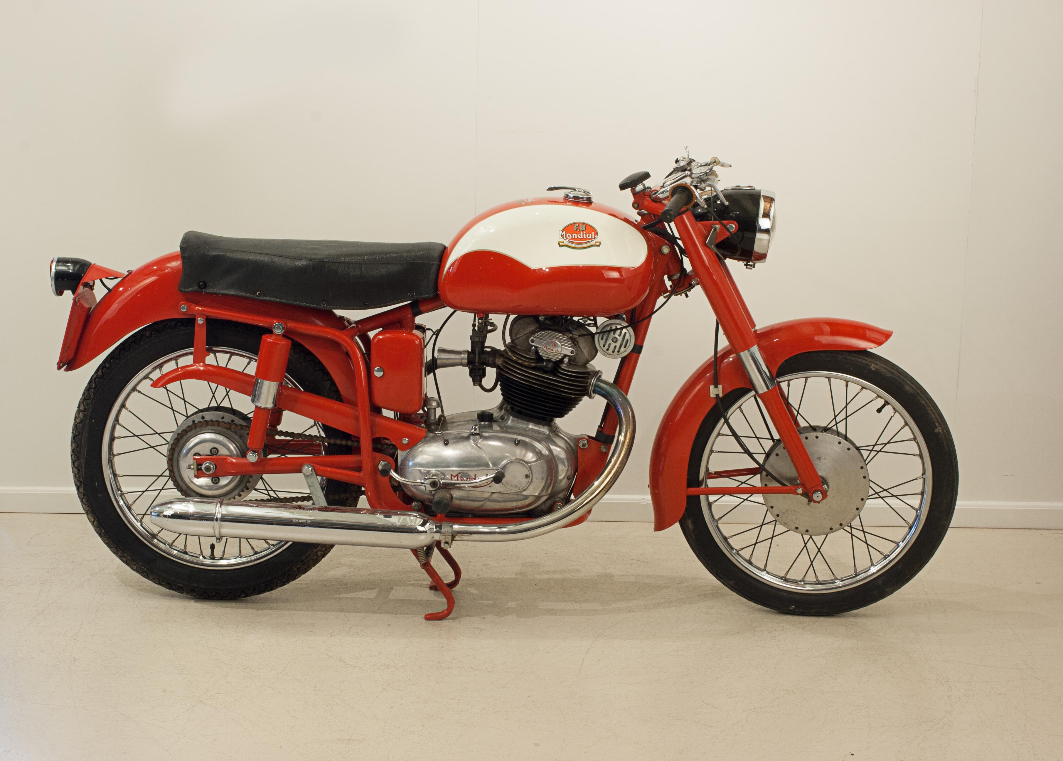 Italian Motorcycle, Mondial 1960 Sprint, Classic Motorbike. For Sale 10