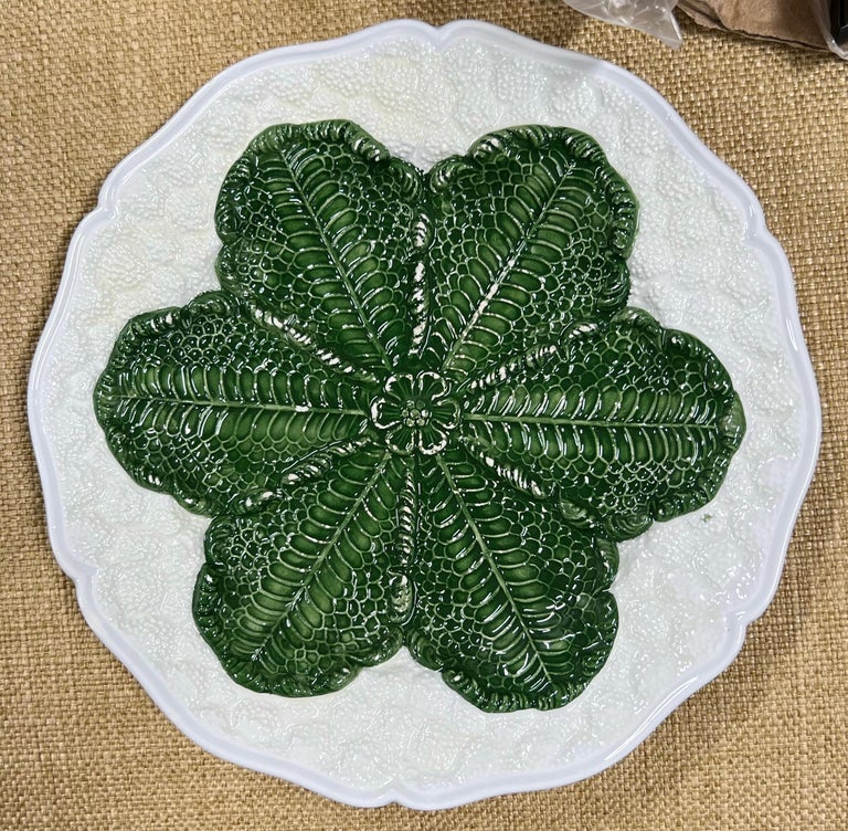 Italian Mottahedeh Cauliflower Majolica Cabbage Leaf Set - Plates, Pitcher ,Bowl For Sale 4