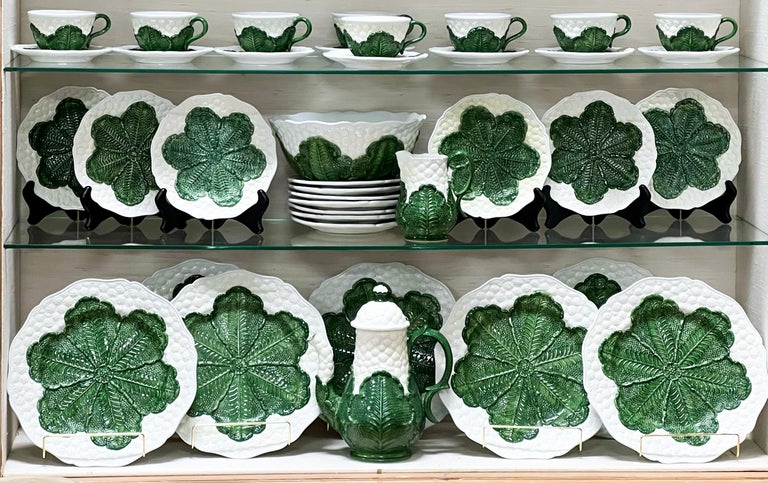 Italian Mottahedeh Cauliflower Majolica Cabbage Leaf Set - Plates, Pitcher ,Bowl For Sale 7