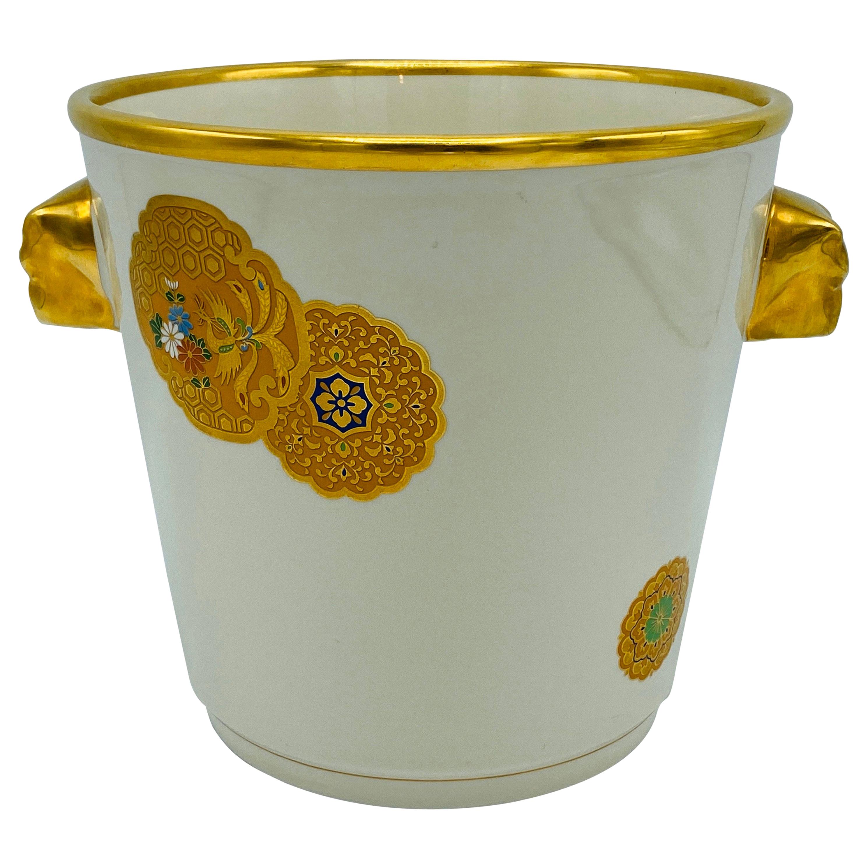 Italian Mottahedeh White and Gold Chinese Medallion Champagne Bucket, 1970s For Sale