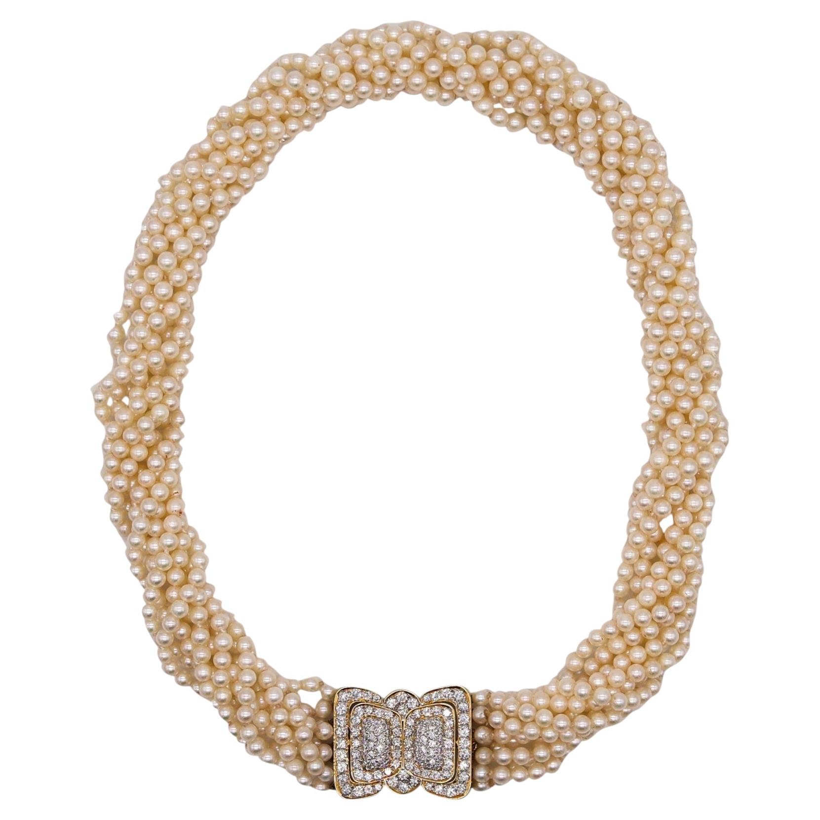 Collana italiana di perle a più fili in oro giallo 18Kt con 4,92 carati di diamanti