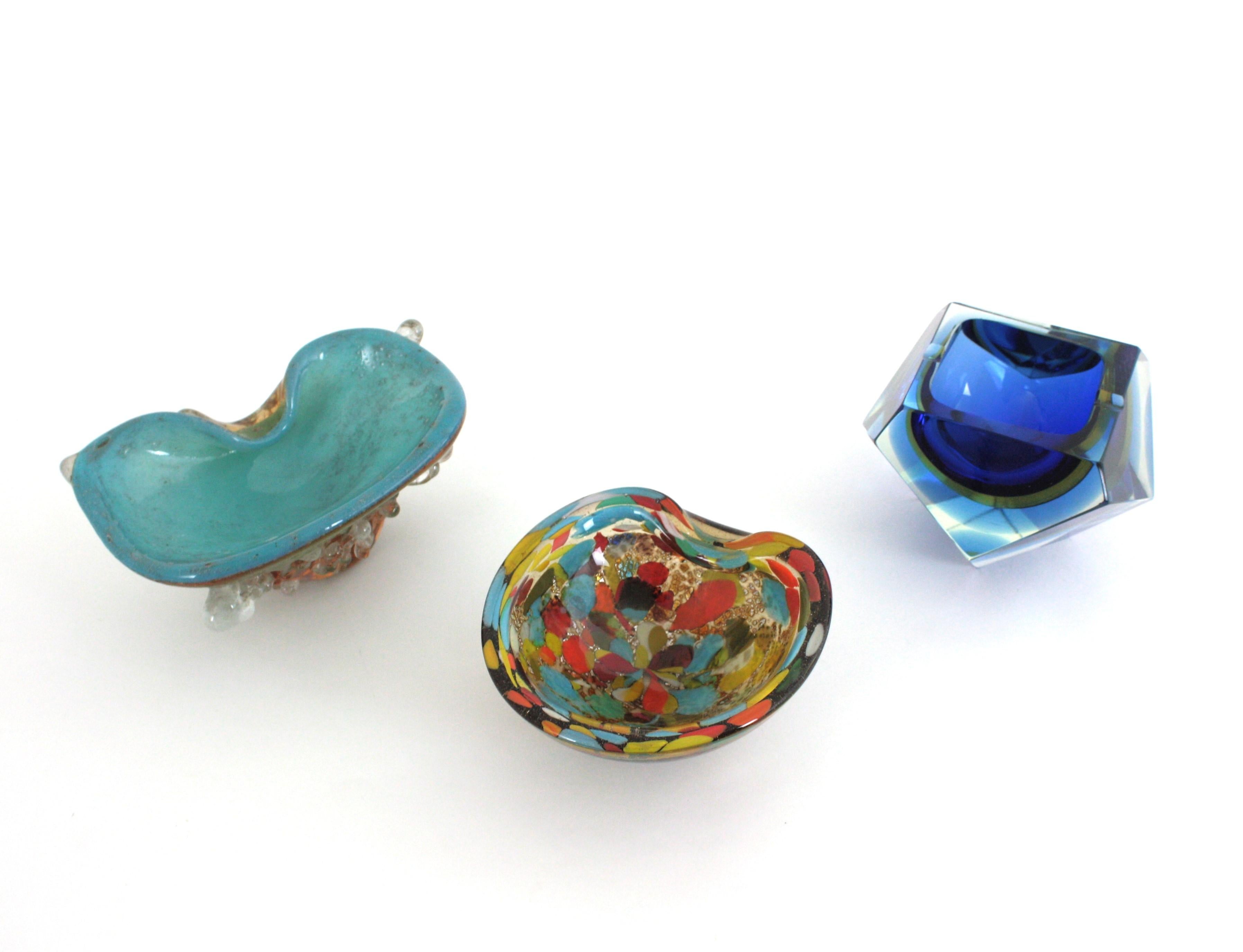 Italienische Schale aus mehrfarbigem Muranoglas, 1960er Jahre im Angebot 10