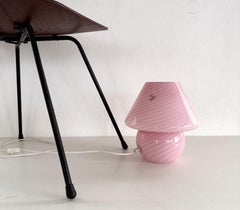 Italienische Murano 70er Jahre Pilz Tischlampe in rosa Swirl Glas