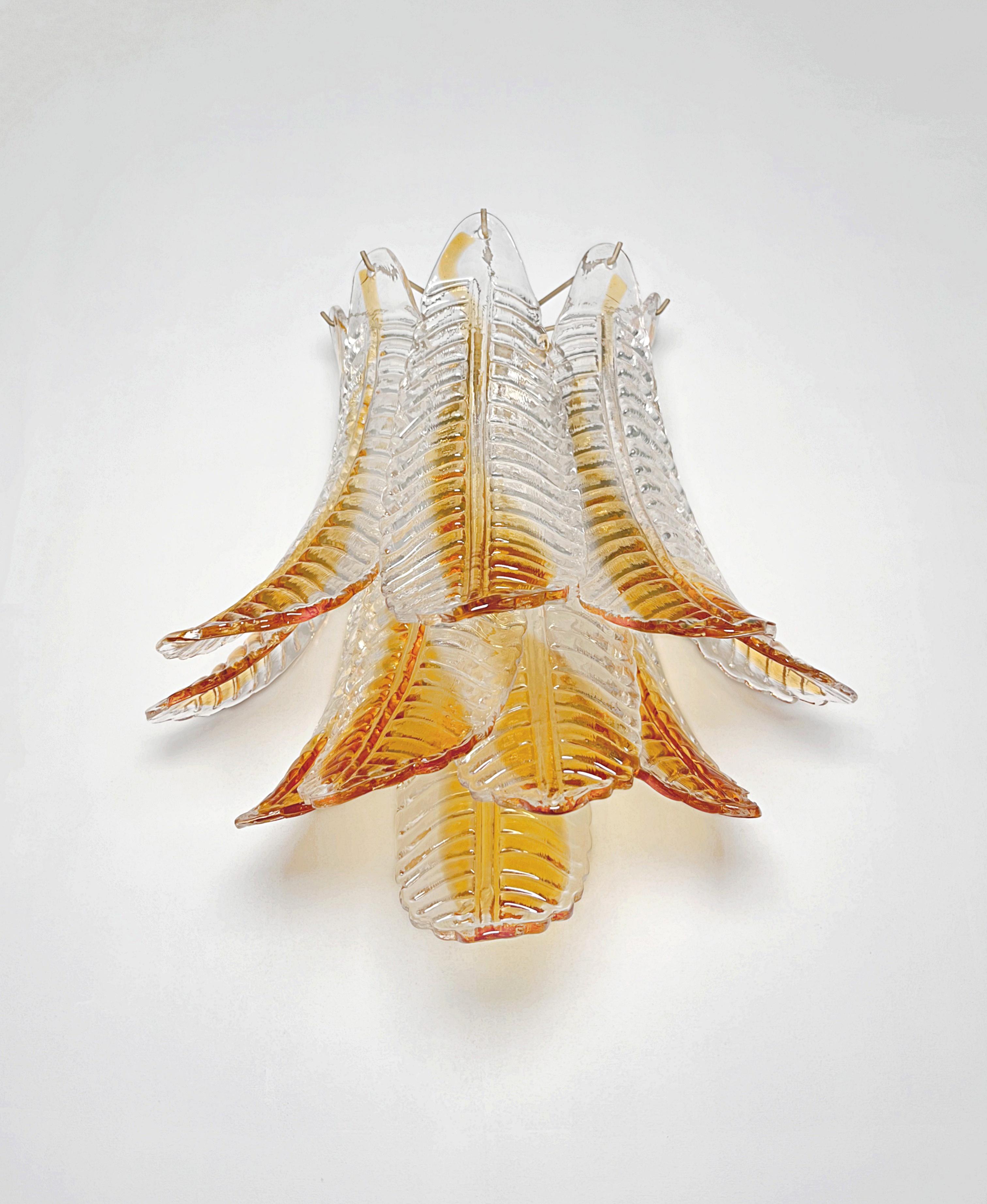 Apliques de cristal Felci de Murano italiano tinte ámbar en venta 1