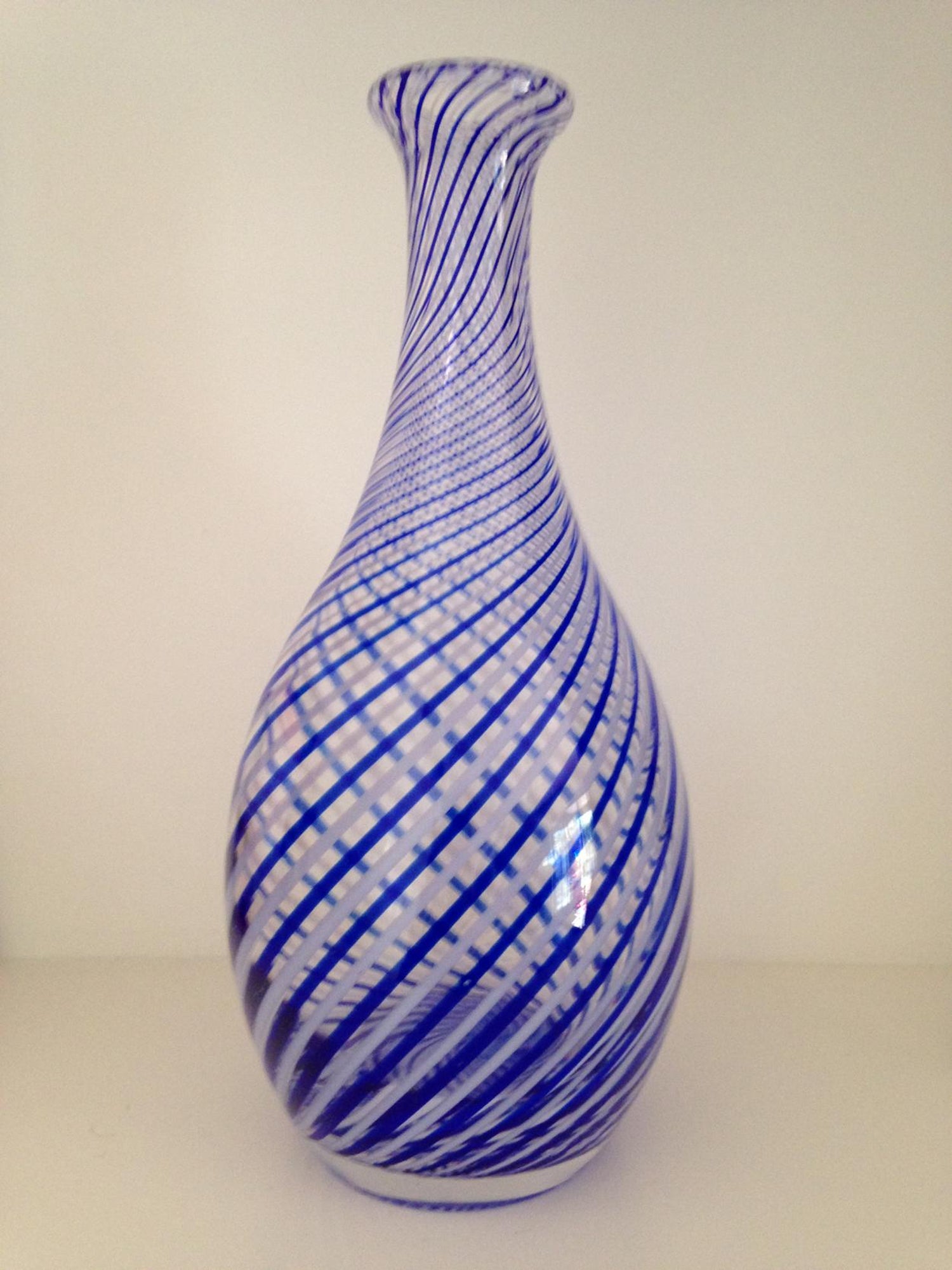 Italian Murano Art Glass Blue and White Striped Vase Murano 5 master
