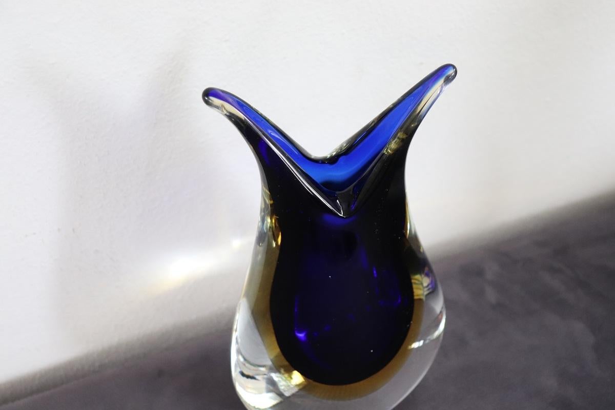 Italian Murano Art Glass Blue and Yellow Vase 1970s with Original Label For Sale 4