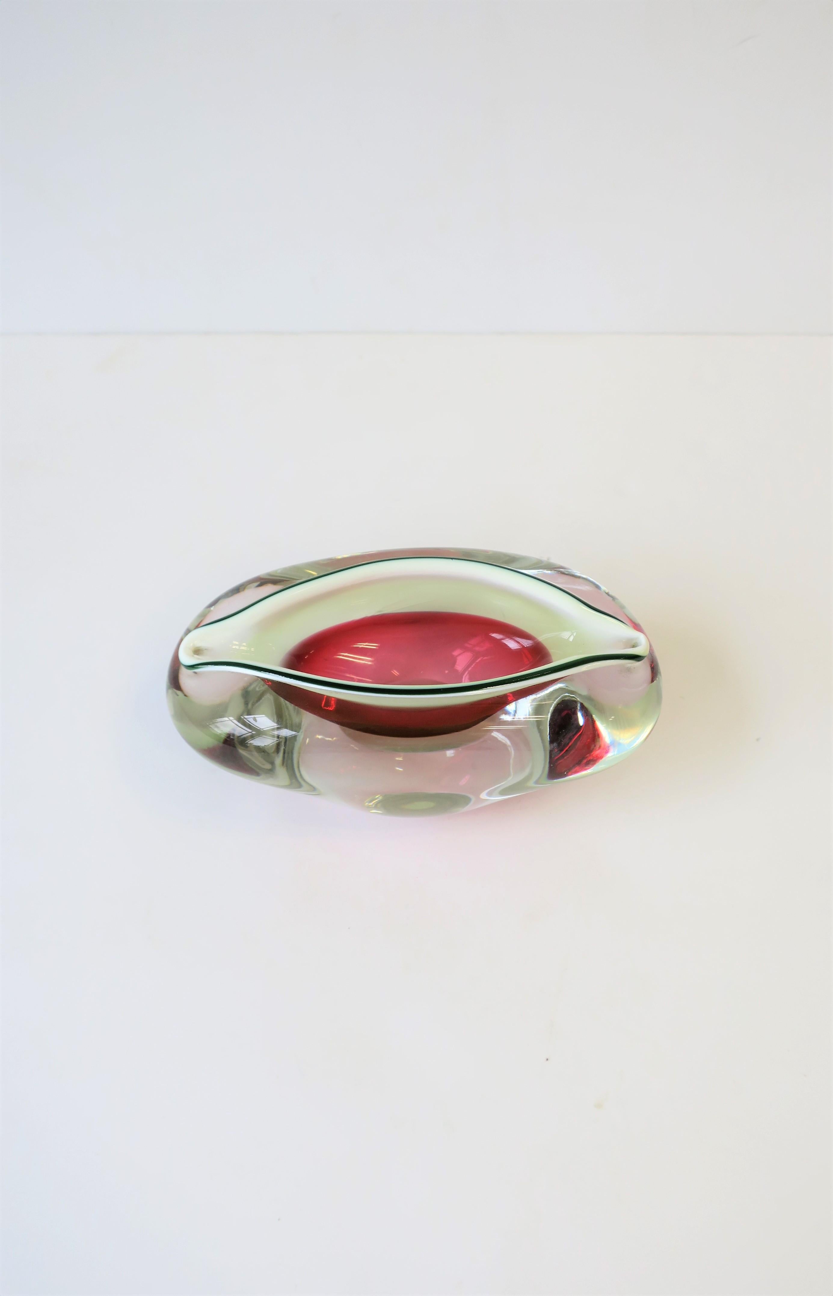 Italian Murano White and Pink Art Glass Bowl or Ashtray 1