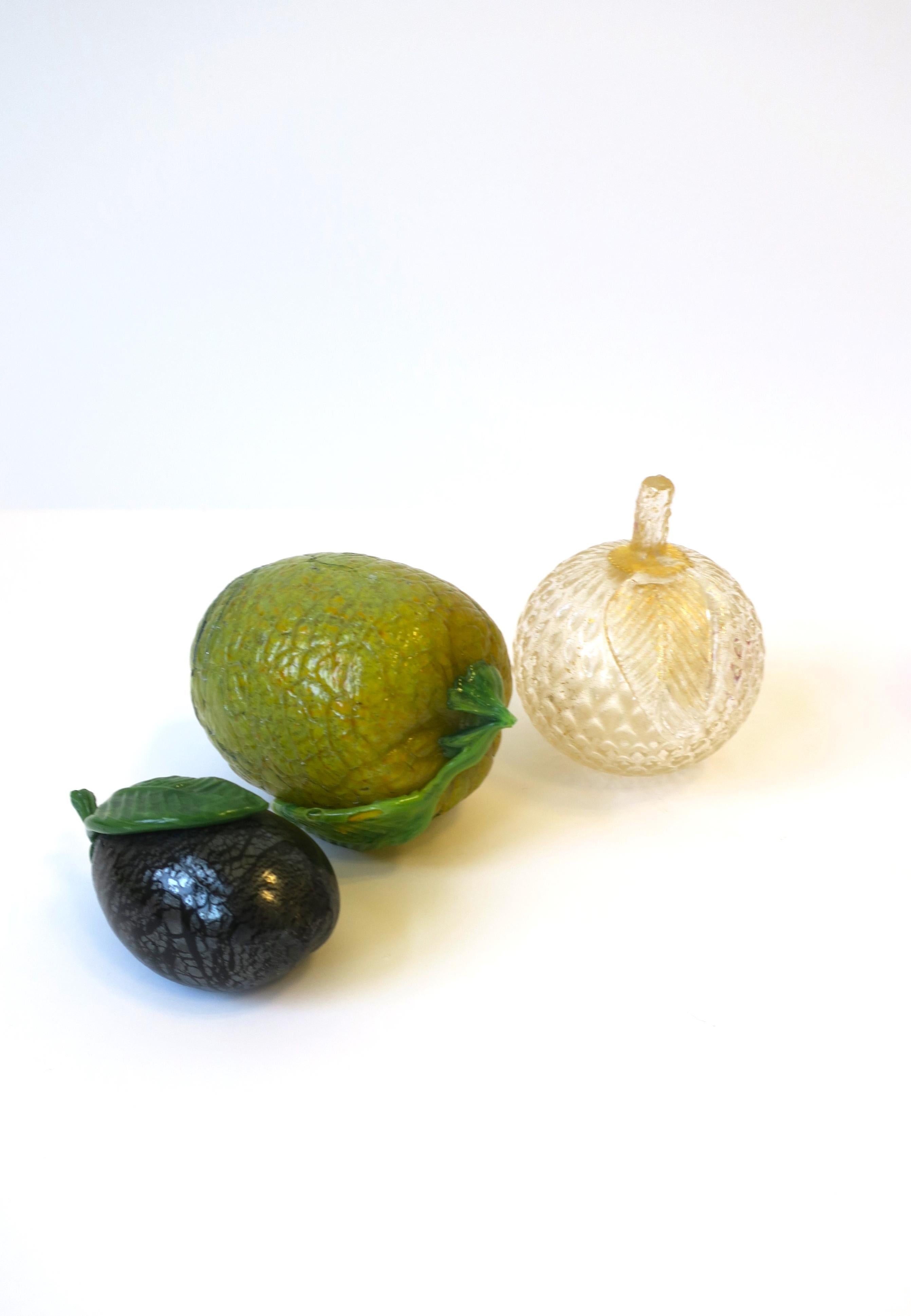 Italian Murano Art Glass Fruit, Mid-Century, Set of 5 For Sale 6