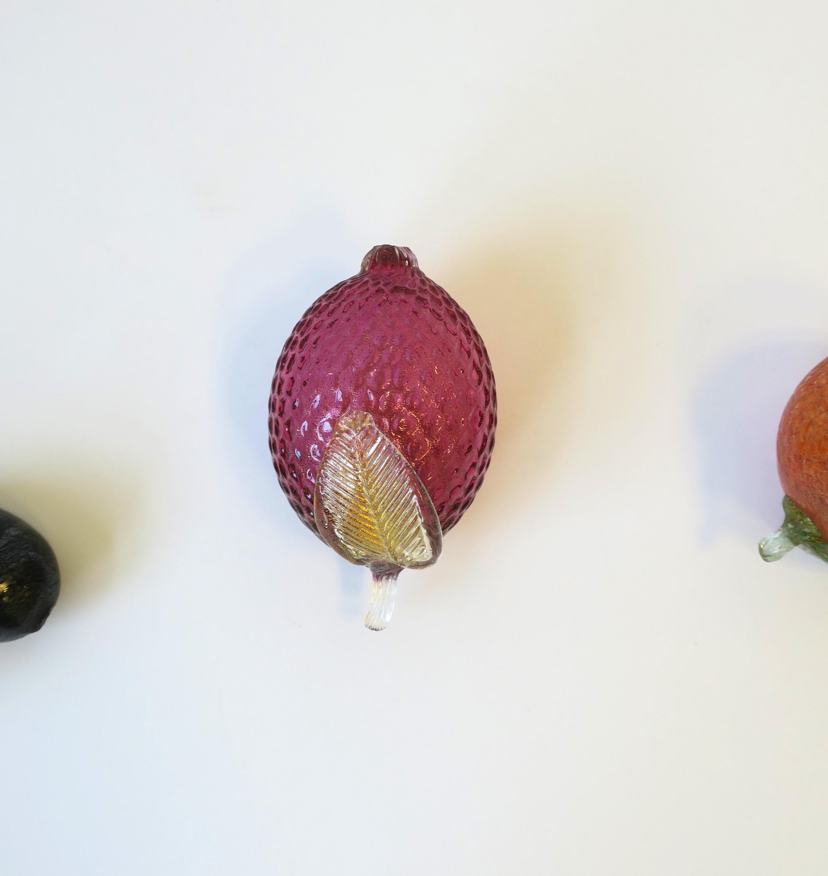 Fruits en verre d'art italien de Murano, milieu du siècle, lot de 5 en vente 6
