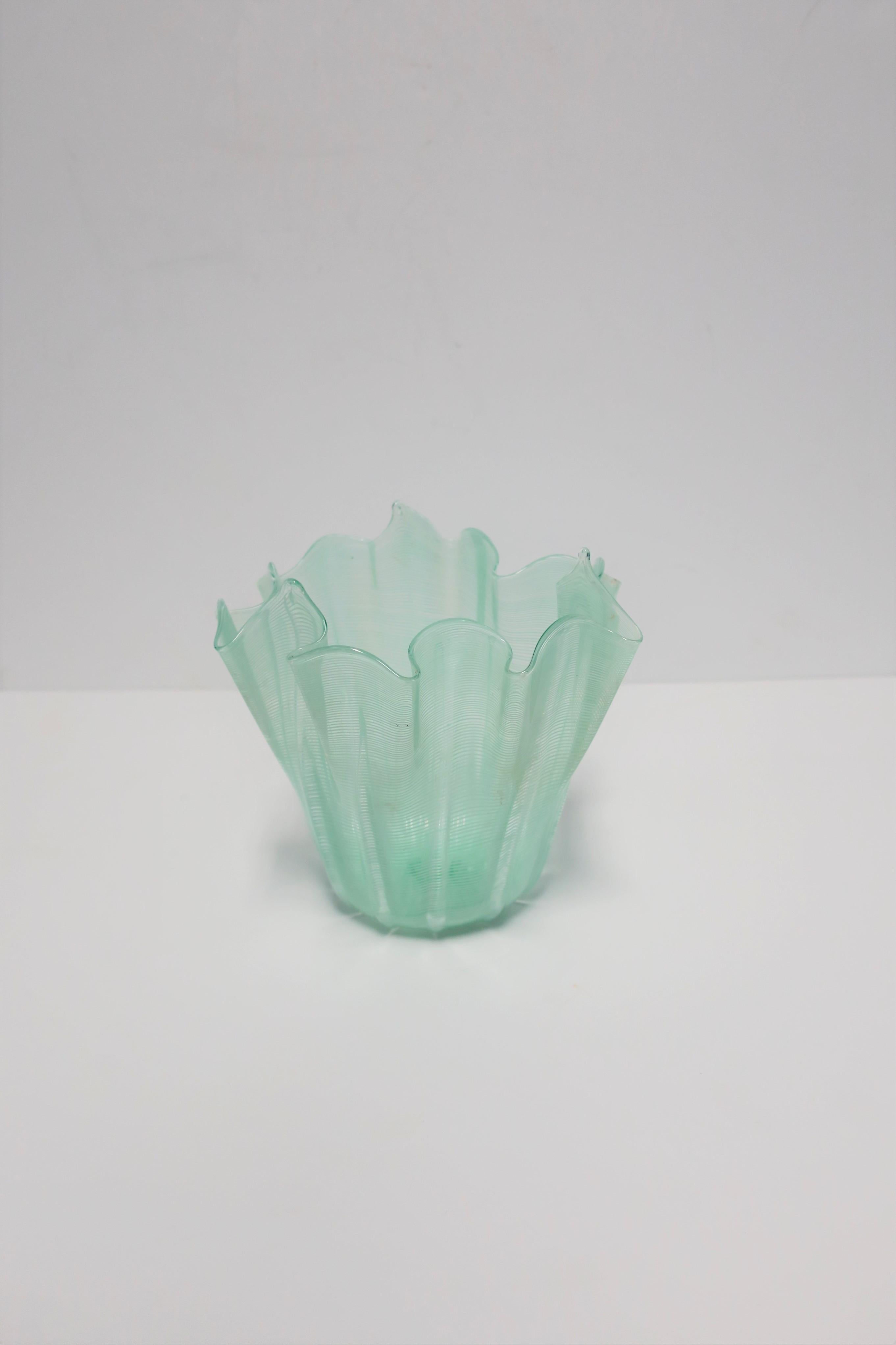 20th Century Italian Murano Art Glass Handkerchief Vase Venini Style For Sale