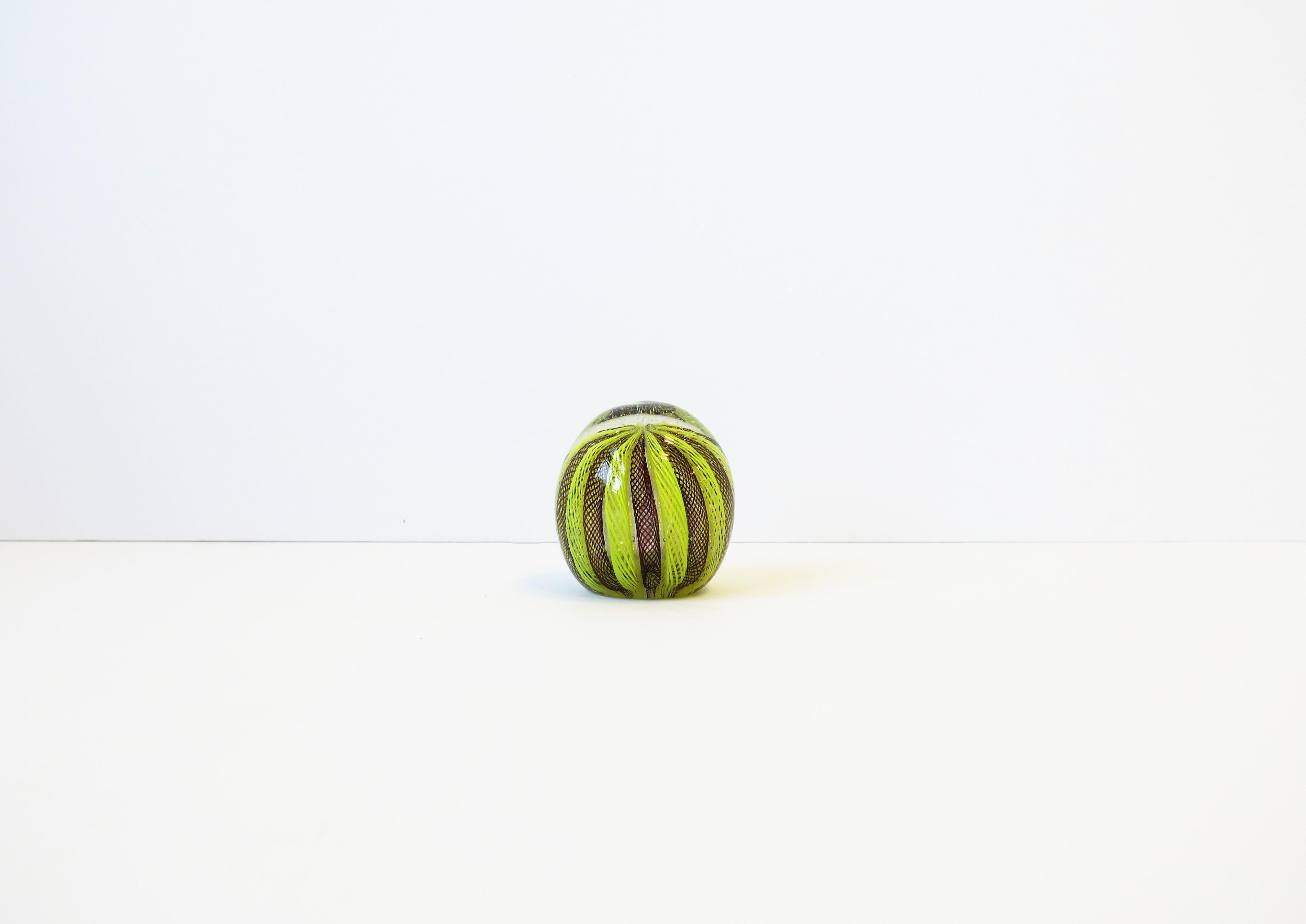 Mid-Century Modern Italian Murano Art Glass Paperweight with Neon Yellow Ribbon Design after Seguso For Sale
