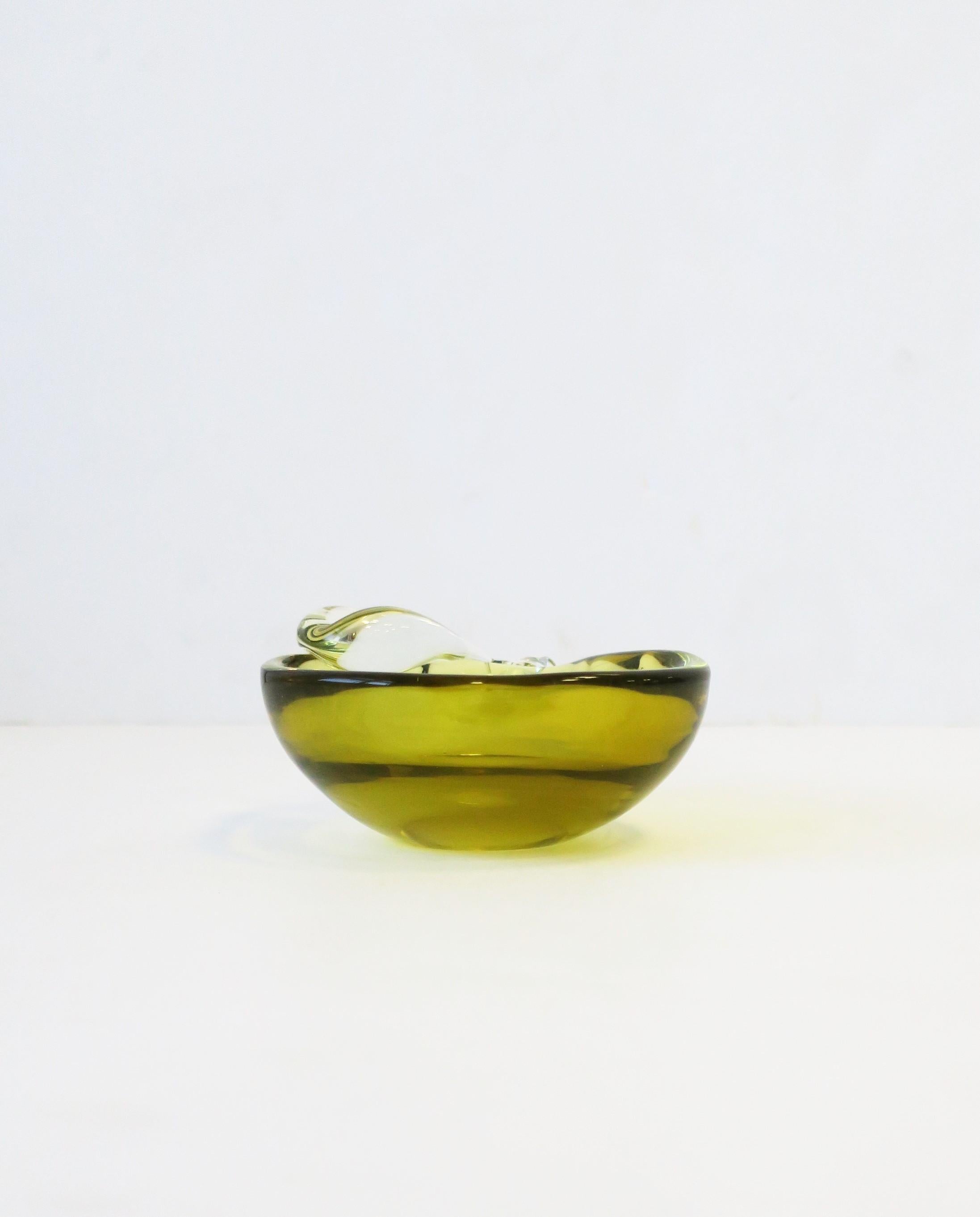 Italian Murano Art Glass Pear Fruit Bowl 2