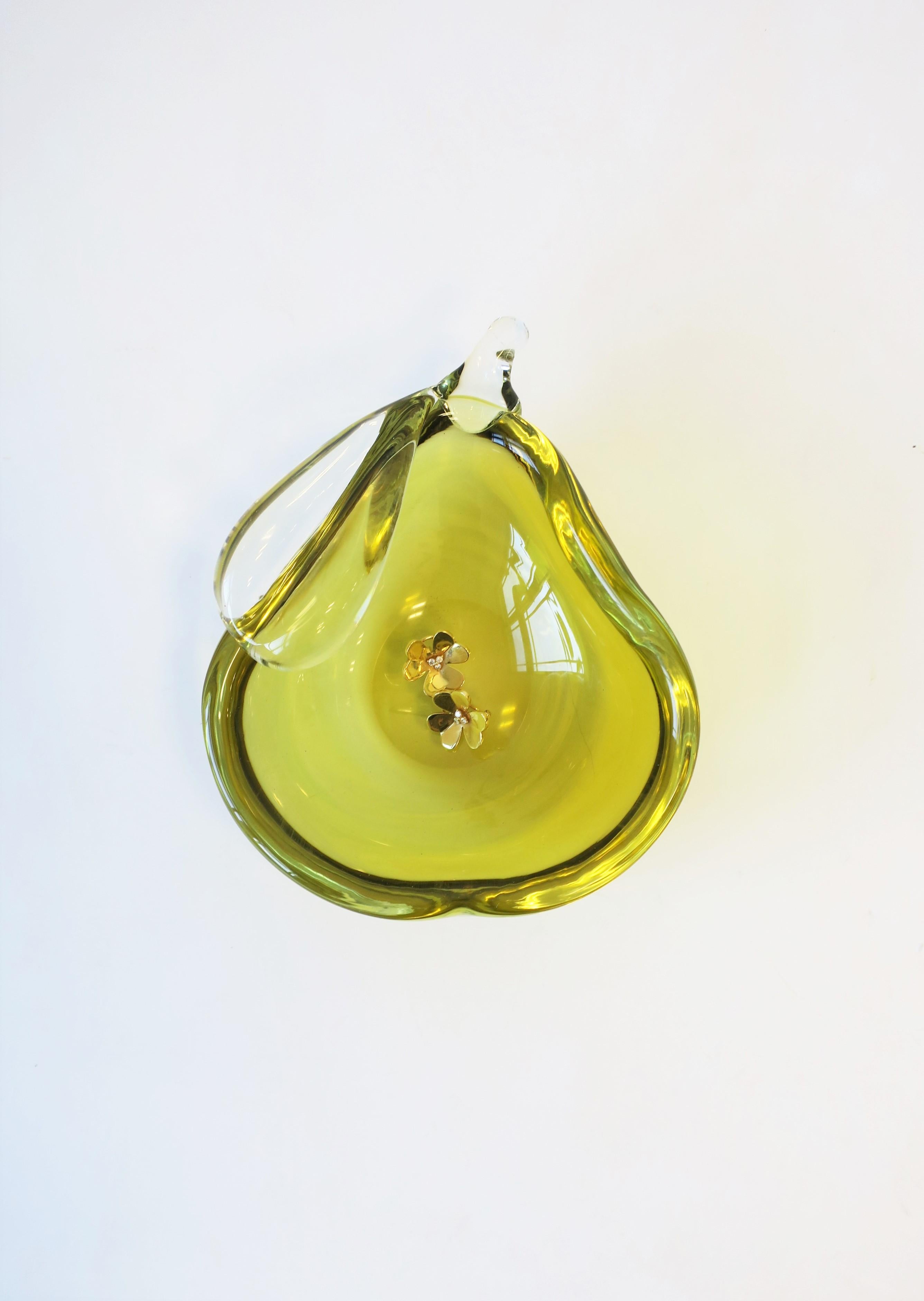 Italian Murano Art Glass Pear Fruit Bowl 3