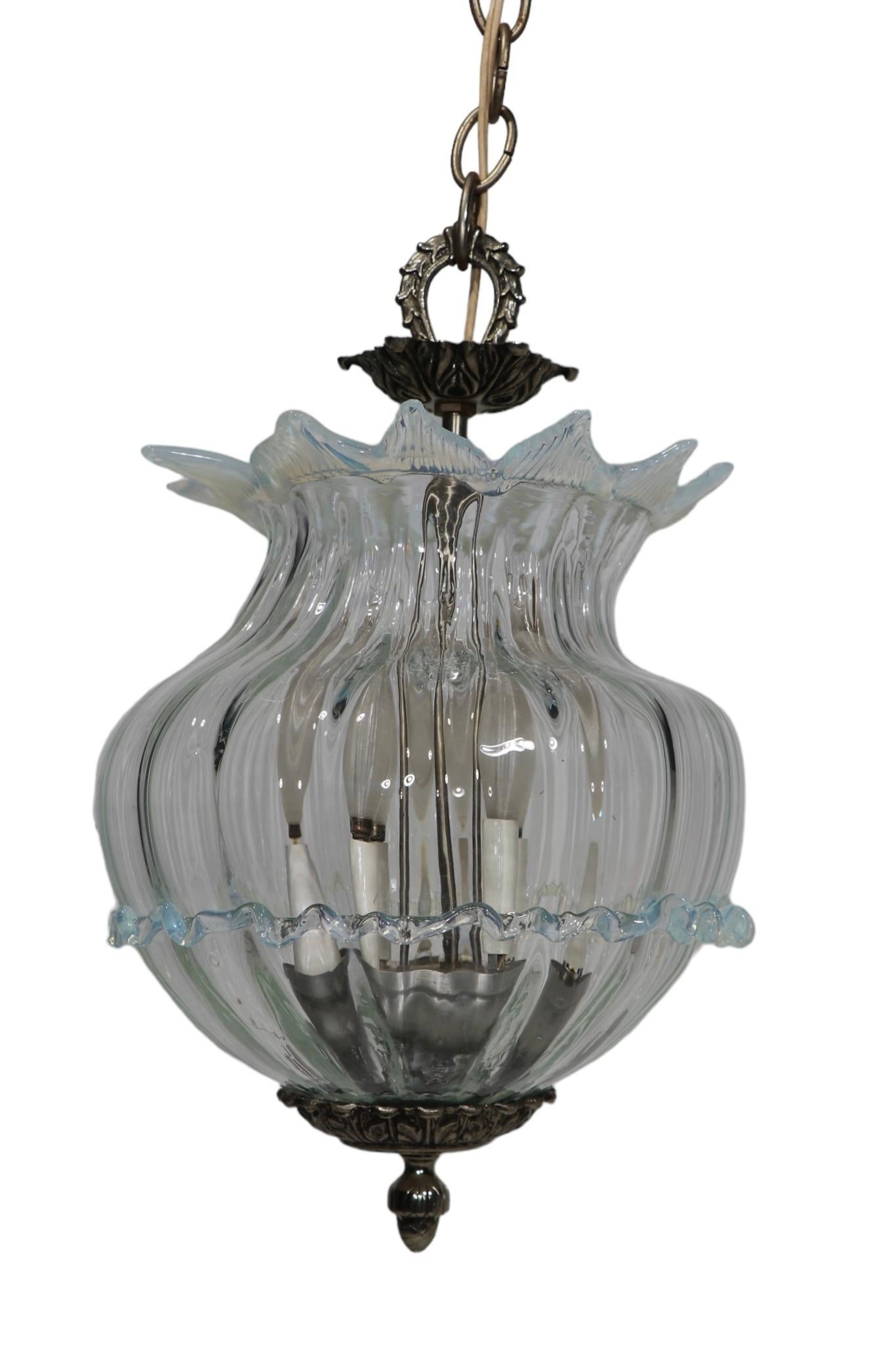 Italian Murano Art Glass Pendant att. to Barovier c 1950/1960’s For Sale 9