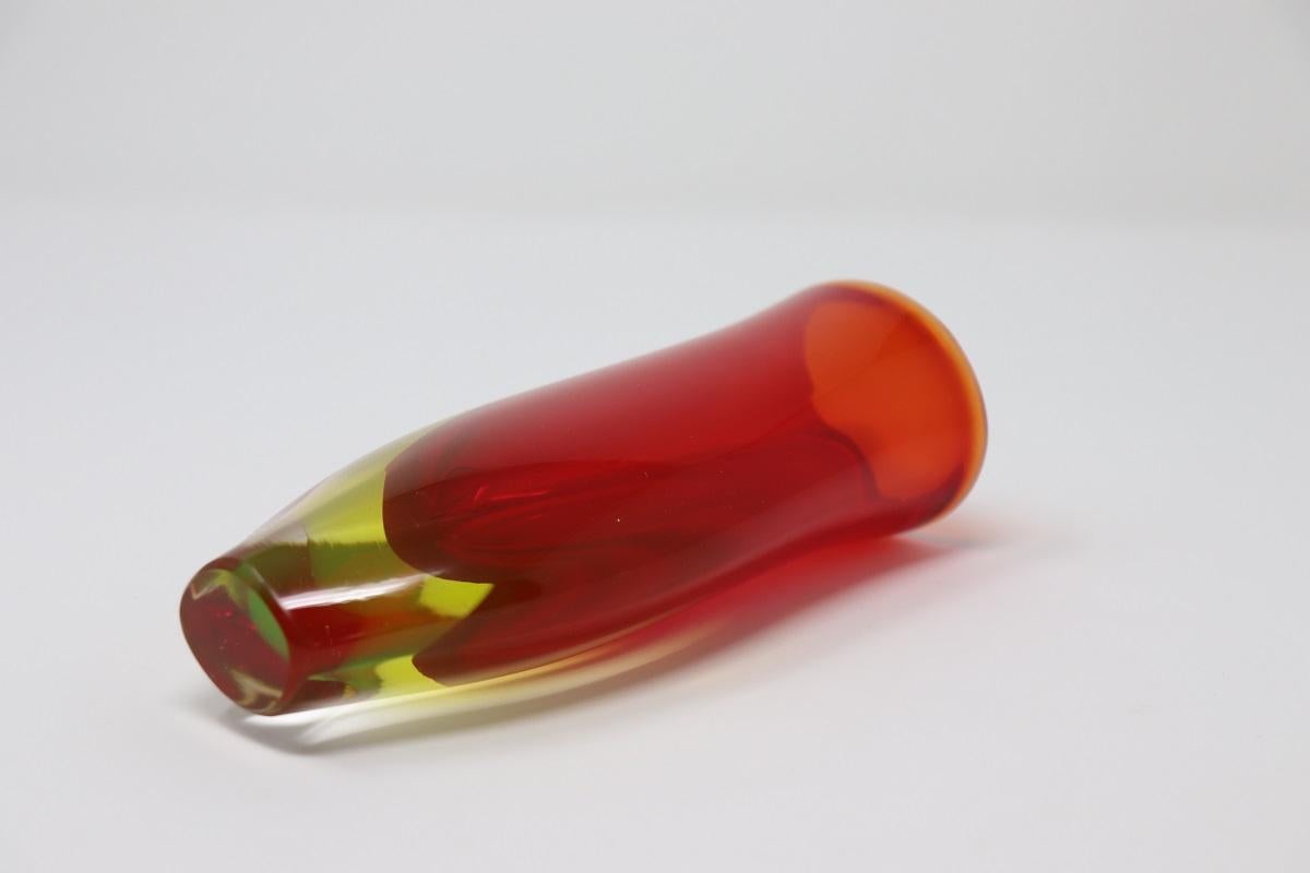 Italian Murano Art Glass Ruby Red Small Vase by Flavio Poli for Seguso, 1960s For Sale 6