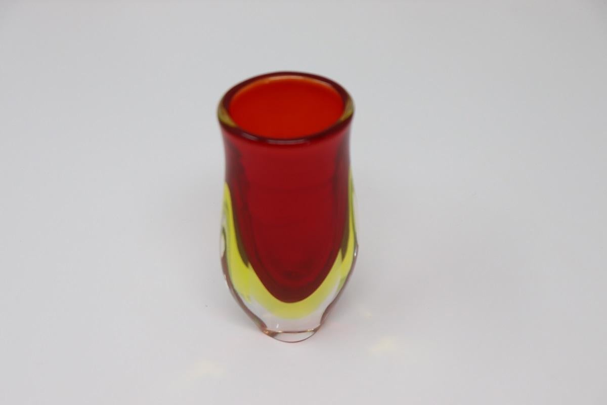 Italian Murano Art Glass Ruby Red Small Vase by Flavio Poli for Seguso, 1960s For Sale 7