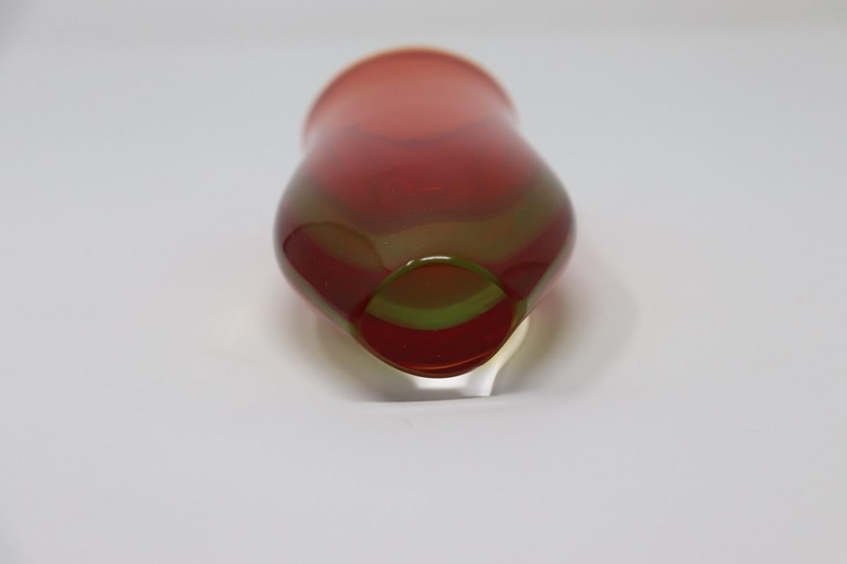 Italian Murano Art Glass Ruby Red Small Vase by Flavio Poli for Seguso, 1960s For Sale 5