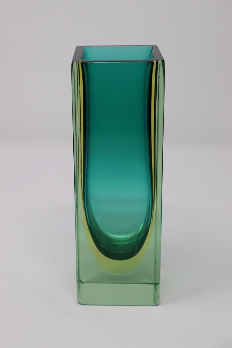 Fine XX secolo Vaso piccolo in vetro artistico italiano di Murano di Flavio Poli per Seguso, anni '70 in vendita