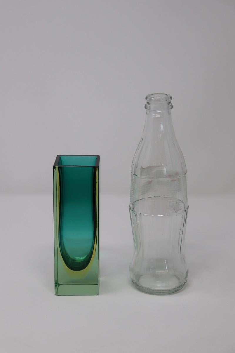 Vaso piccolo in vetro artistico italiano di Murano di Flavio Poli per Seguso, anni '70 in vendita 1