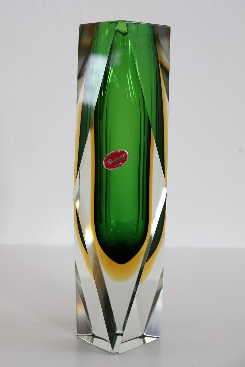 Italiano Vaso alto in vetro artistico di Murano di Flavio Poli, anni '60 con etichetta originale in vendita